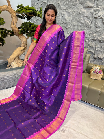 Handloom pattu Violet pink