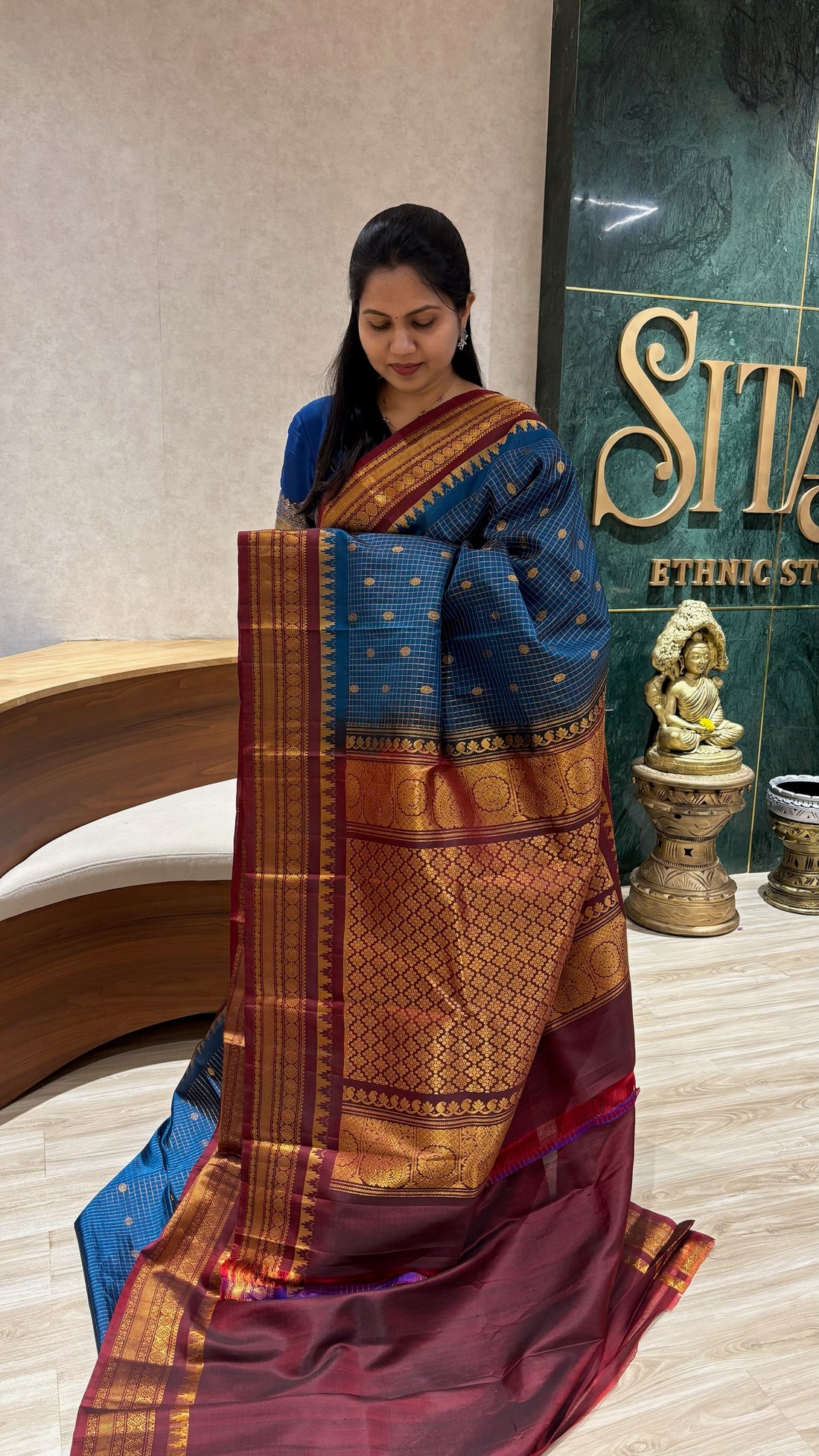 Handloom gadwal pattu