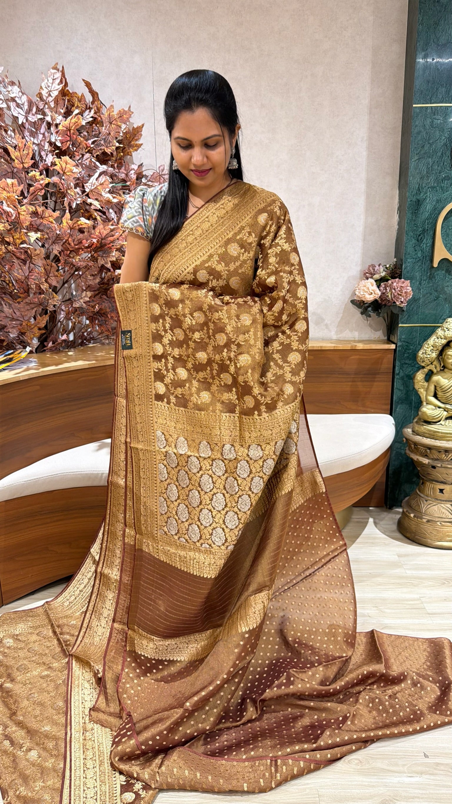 Tissue Banaras all over brown