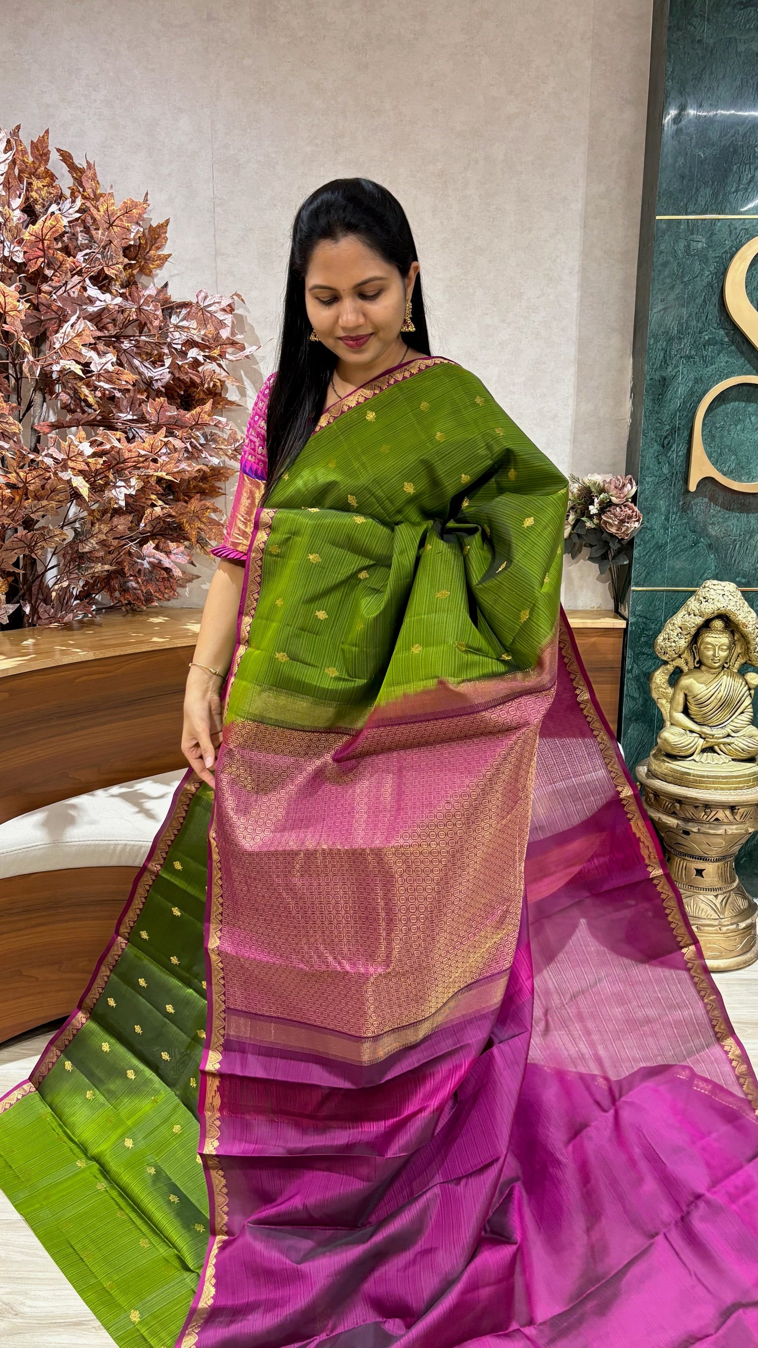 Kanchi pattu small border