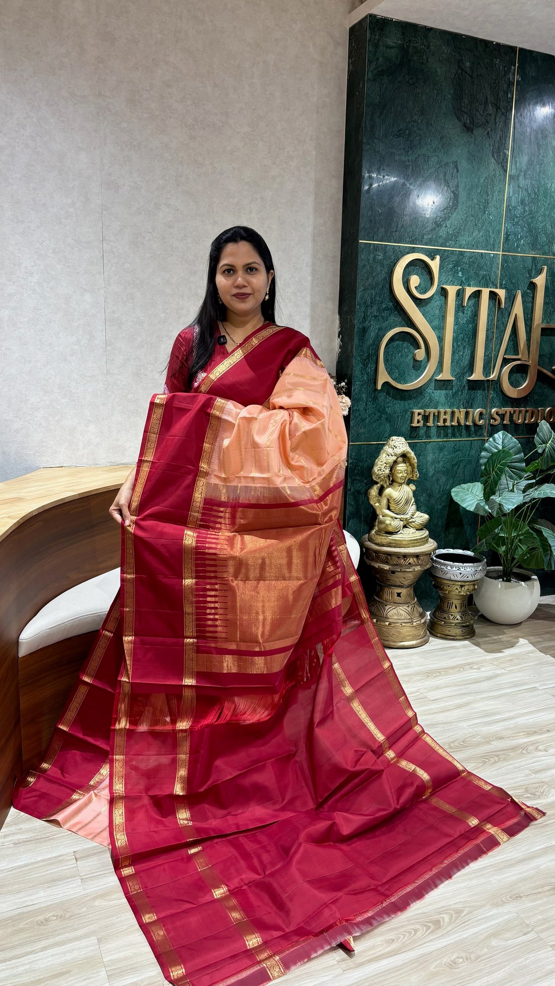 Light weight Kanchi gap border style