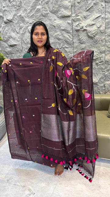 Jhamdani flower duppata brown