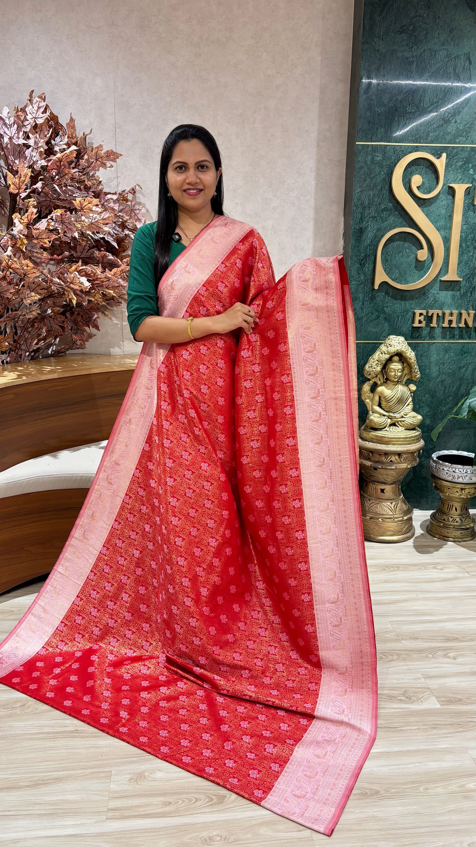 Semi pattu
