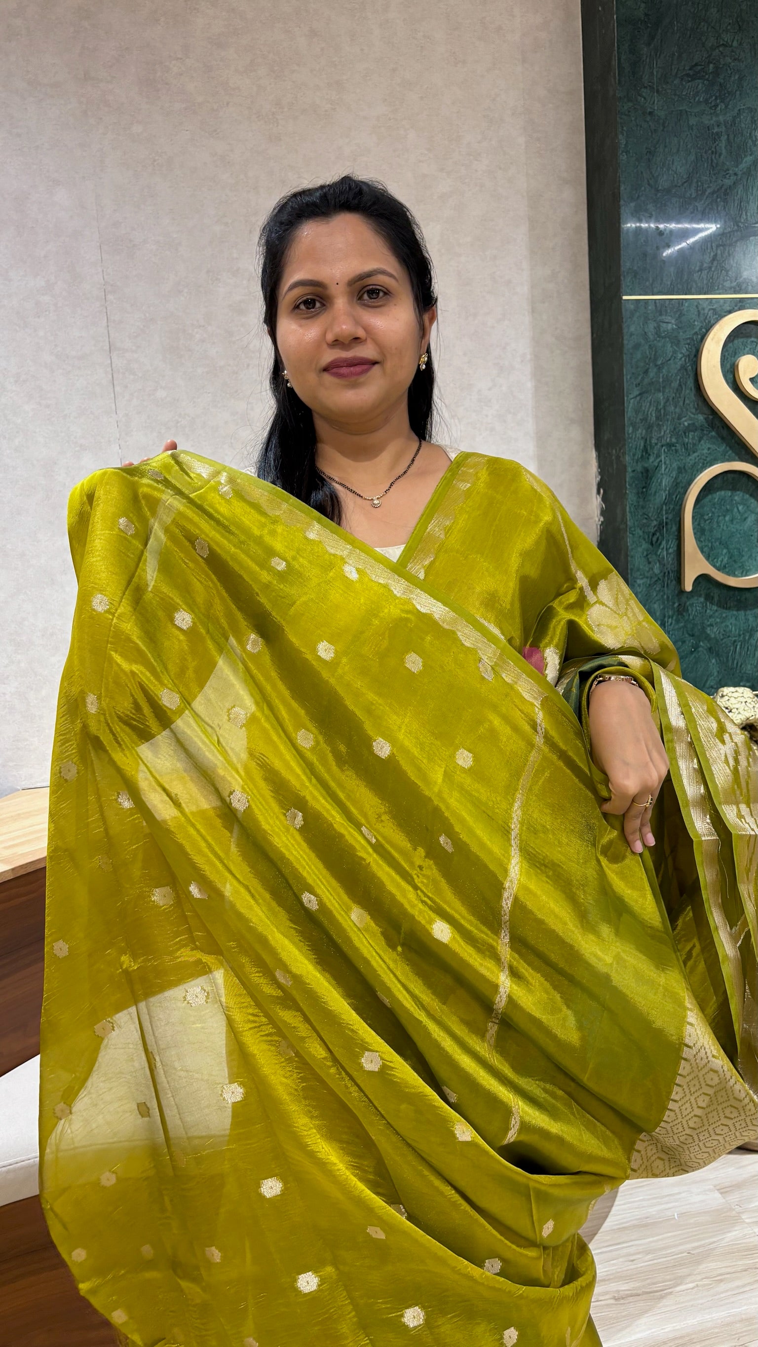 Paper silk swan all over mehendi green