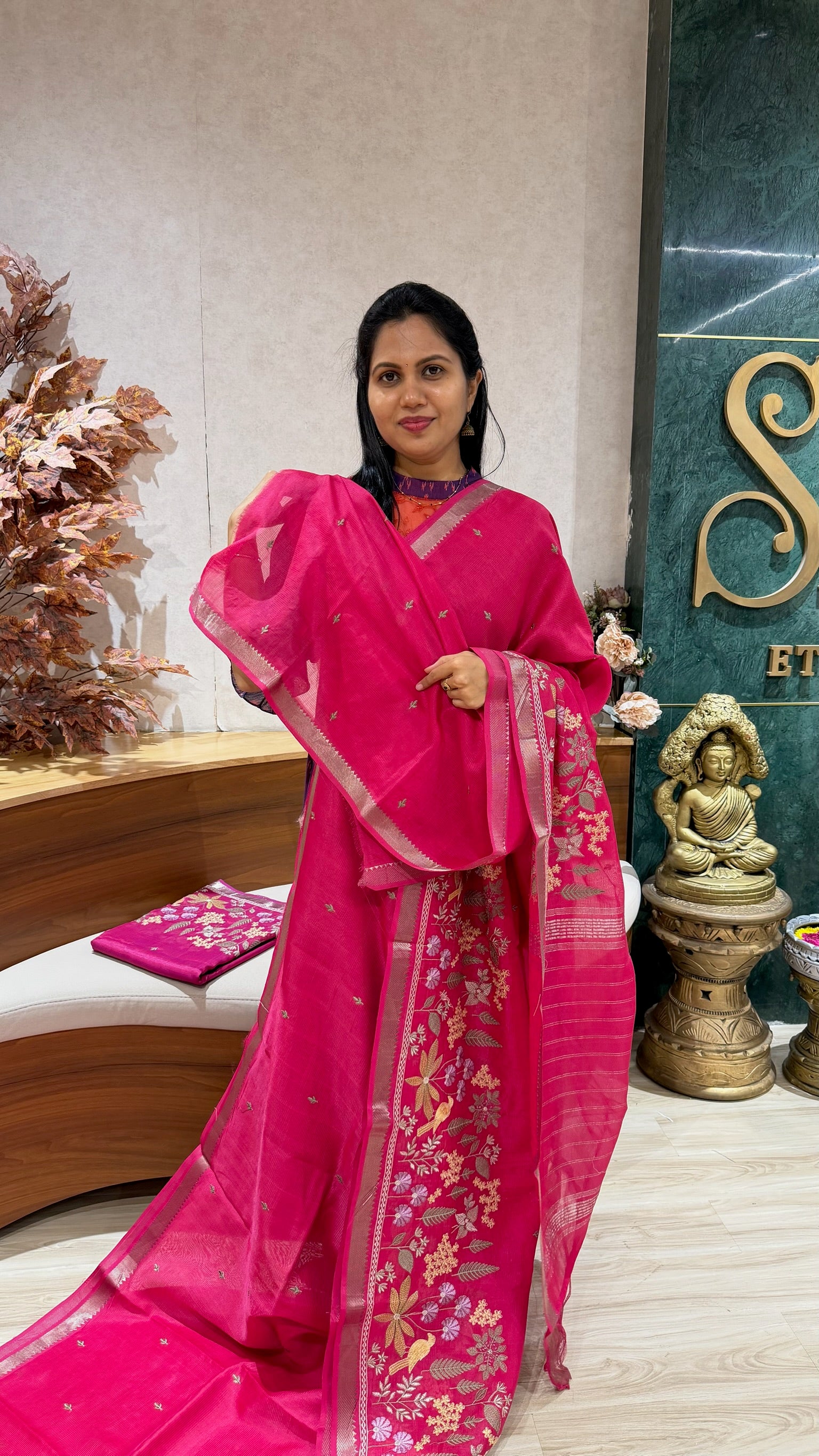 Handloom Mangalgiri embroidery