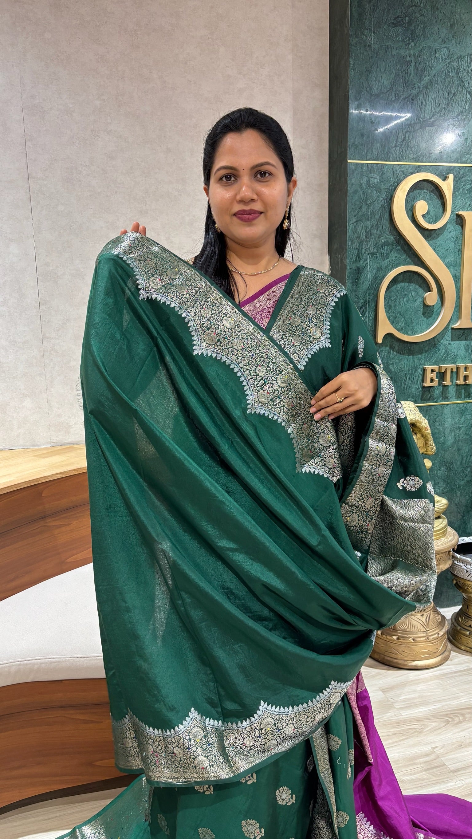 Banaras scallop green