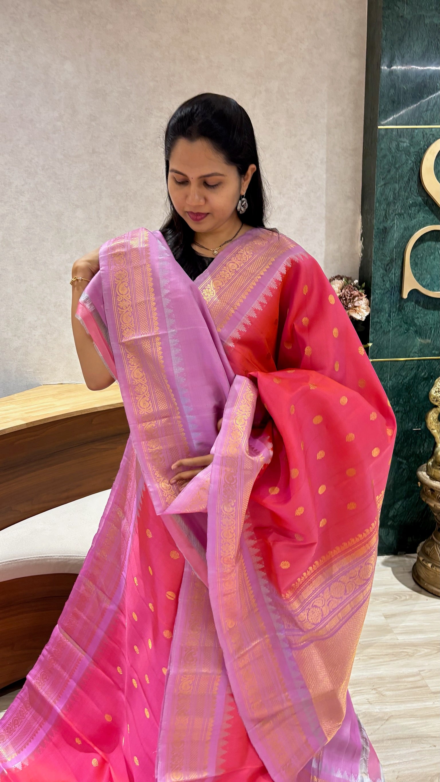 Handloom gadwal pattu pinkish peach