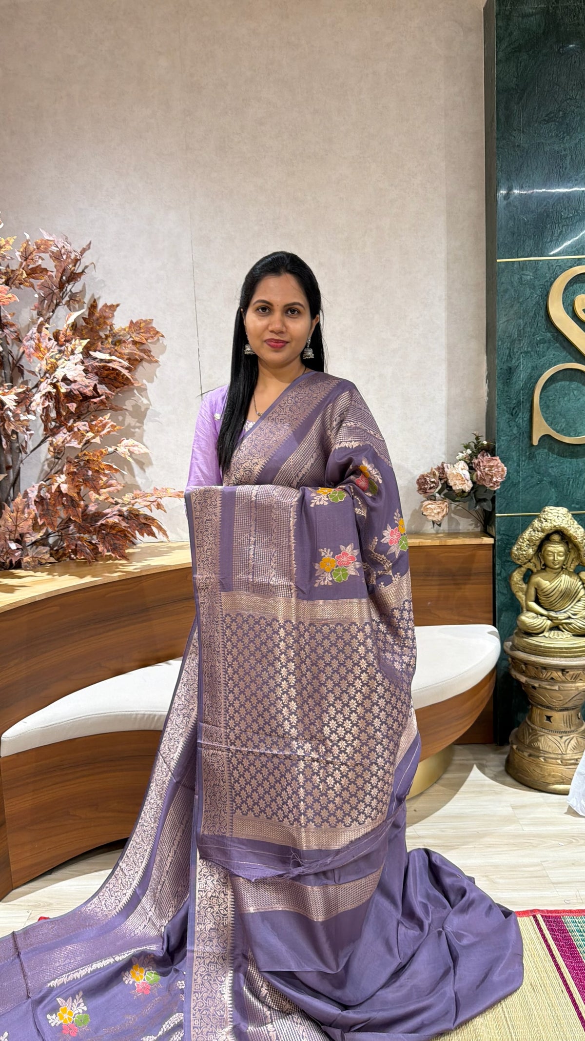 Russian silk middle weaving
