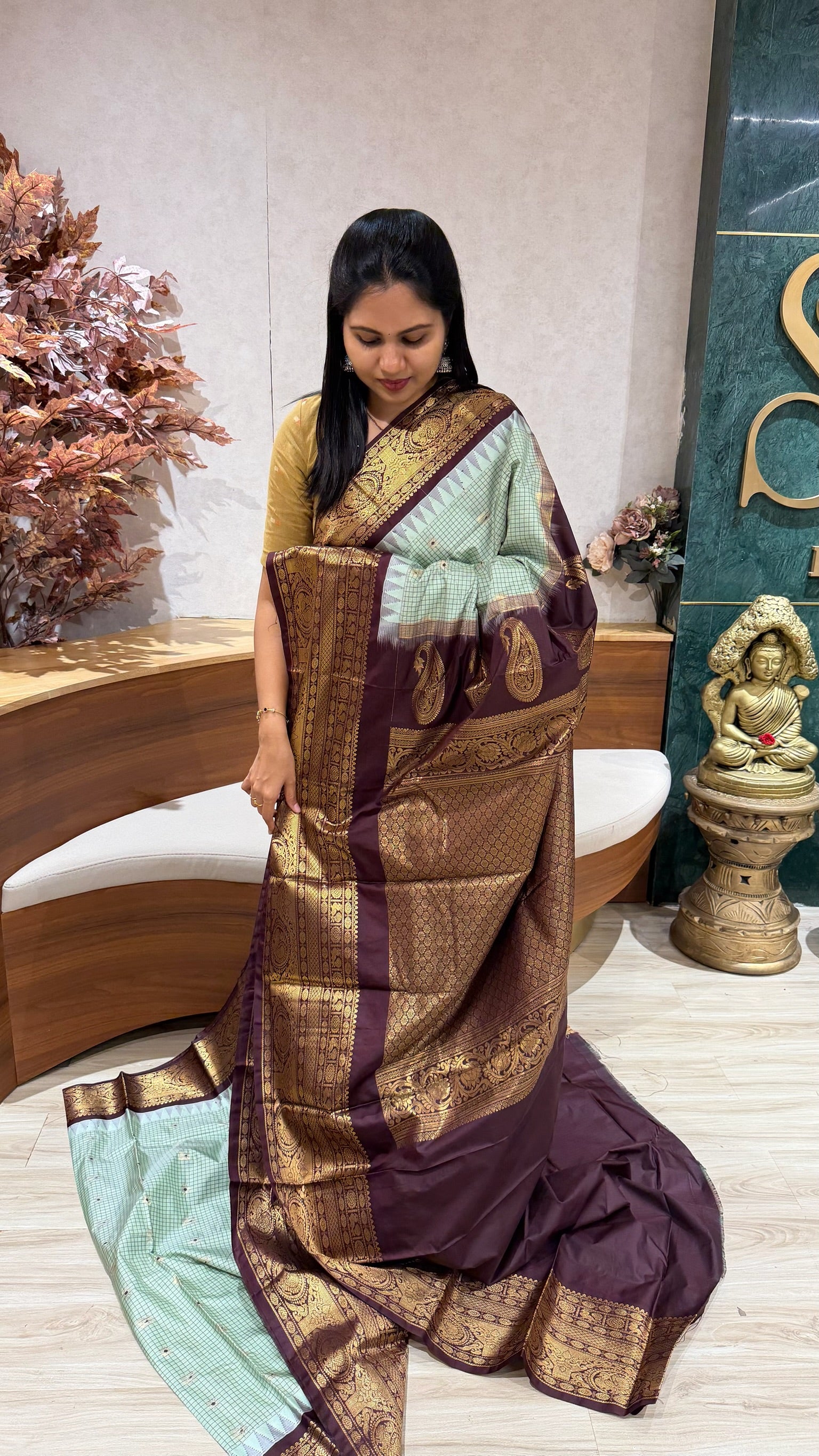 Semi Gadwal