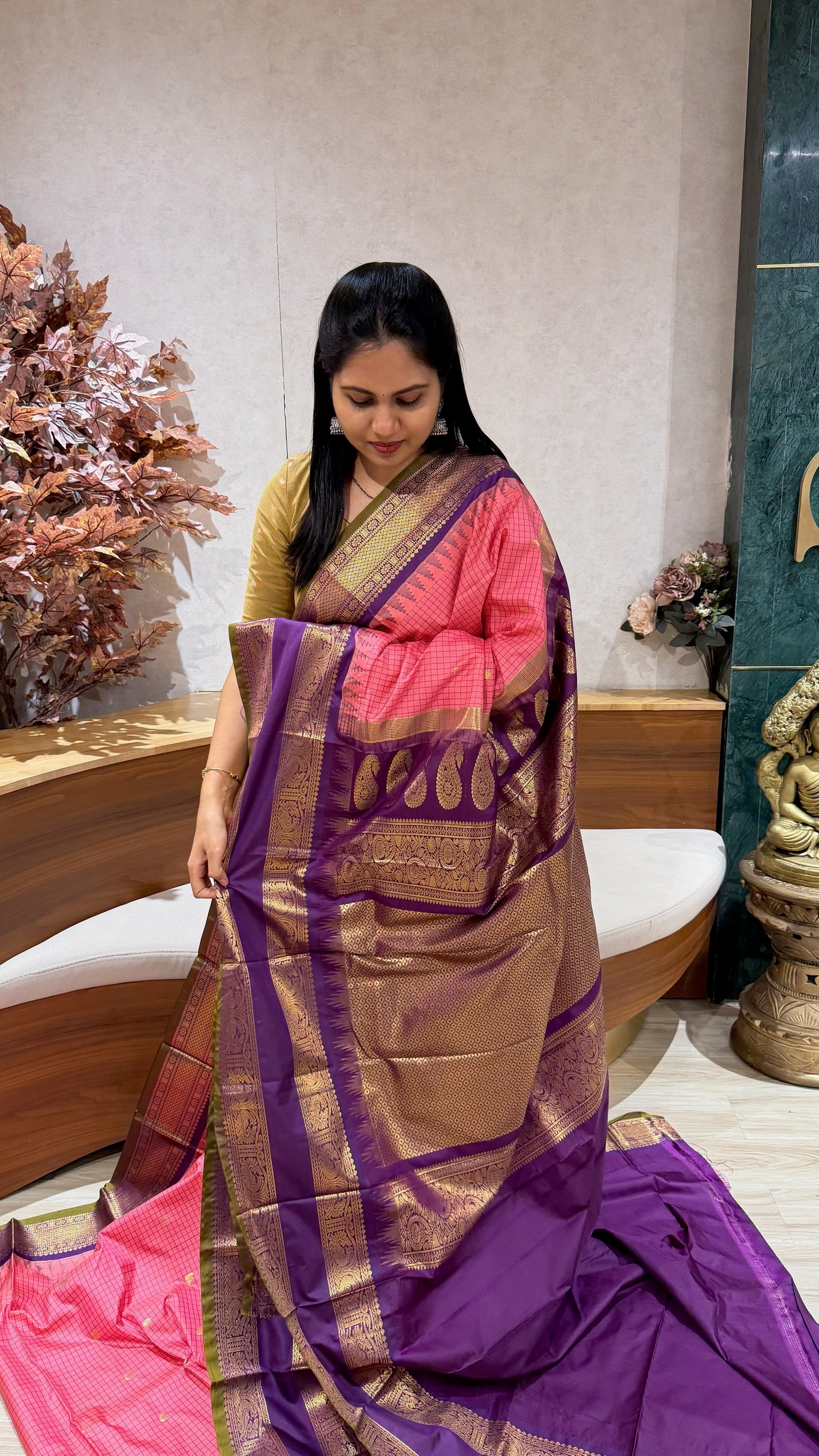 Semi Gadwal