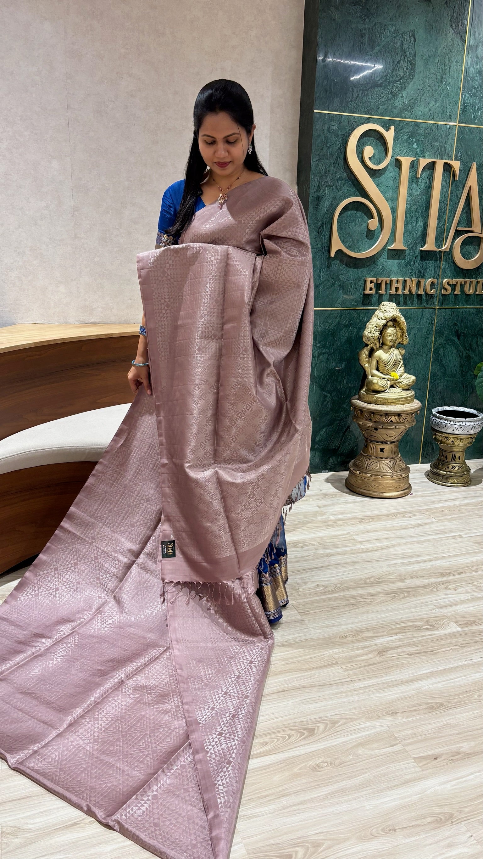 Lightweight Kanchi pattu