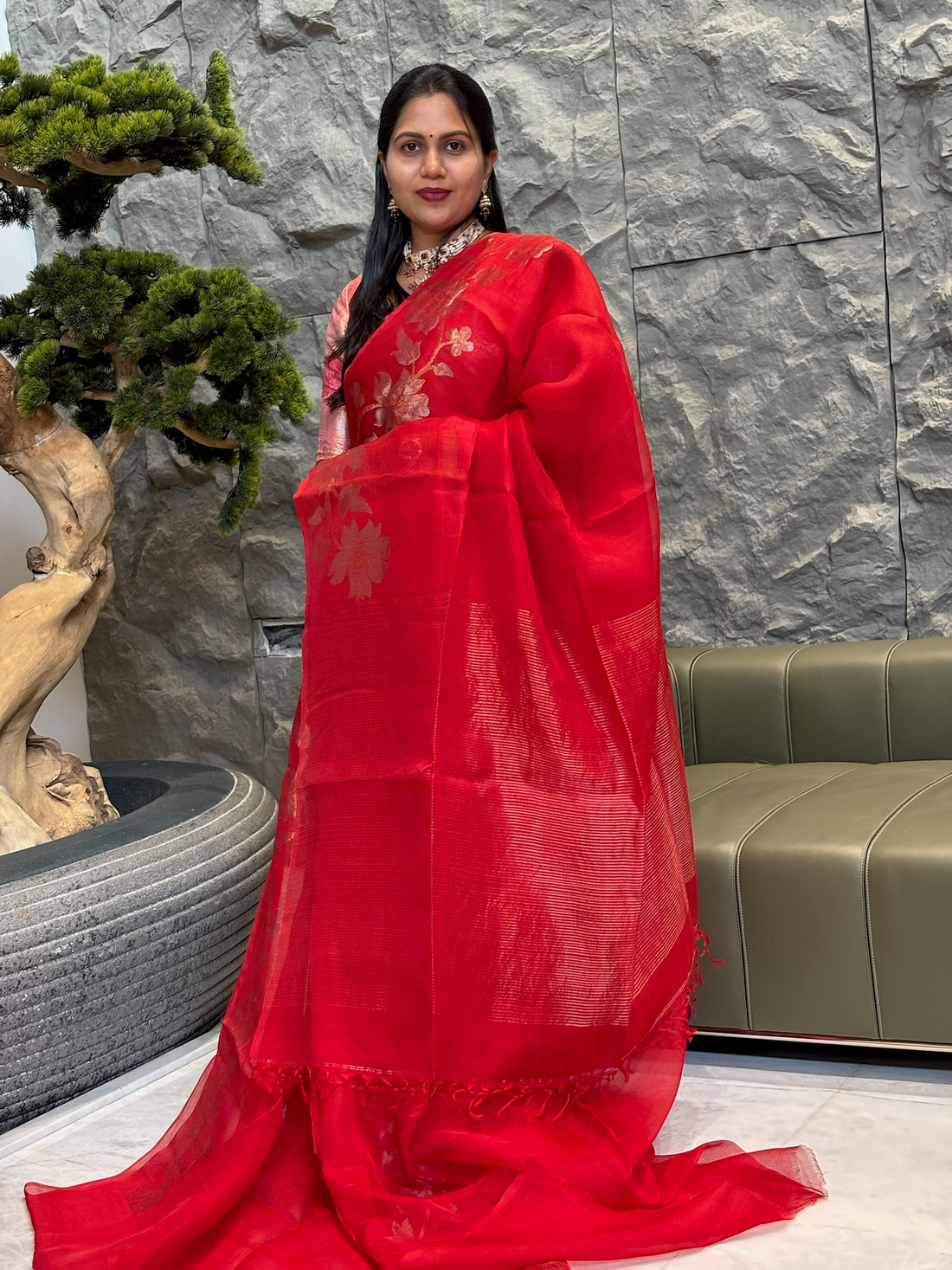 Red muslin jhamdani