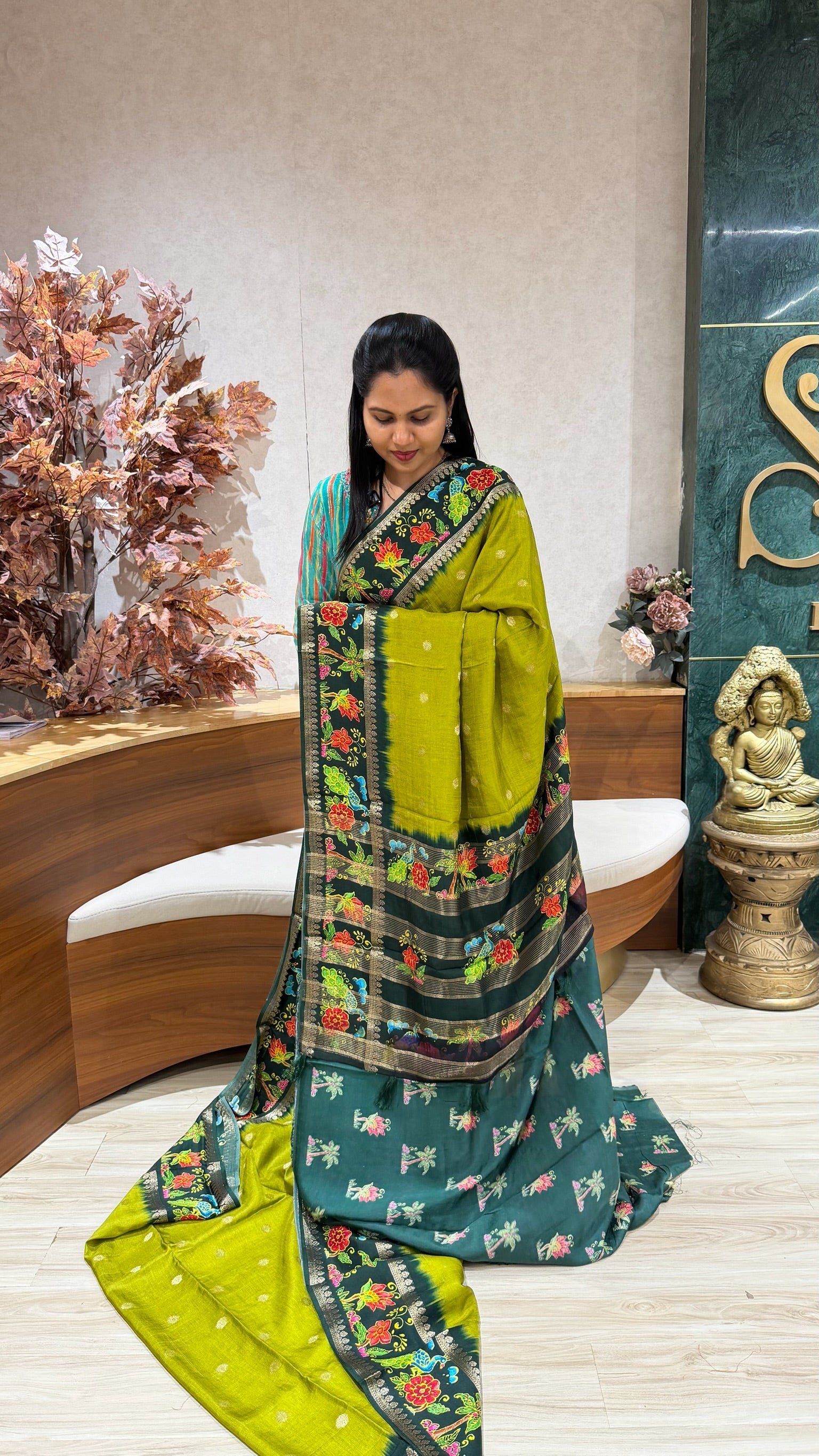Dola silk tanjore print
