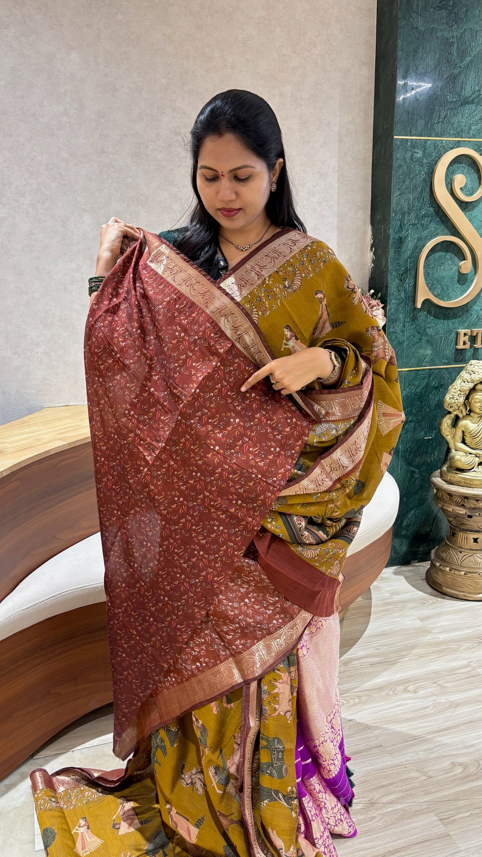 Causal drape maheswari silk