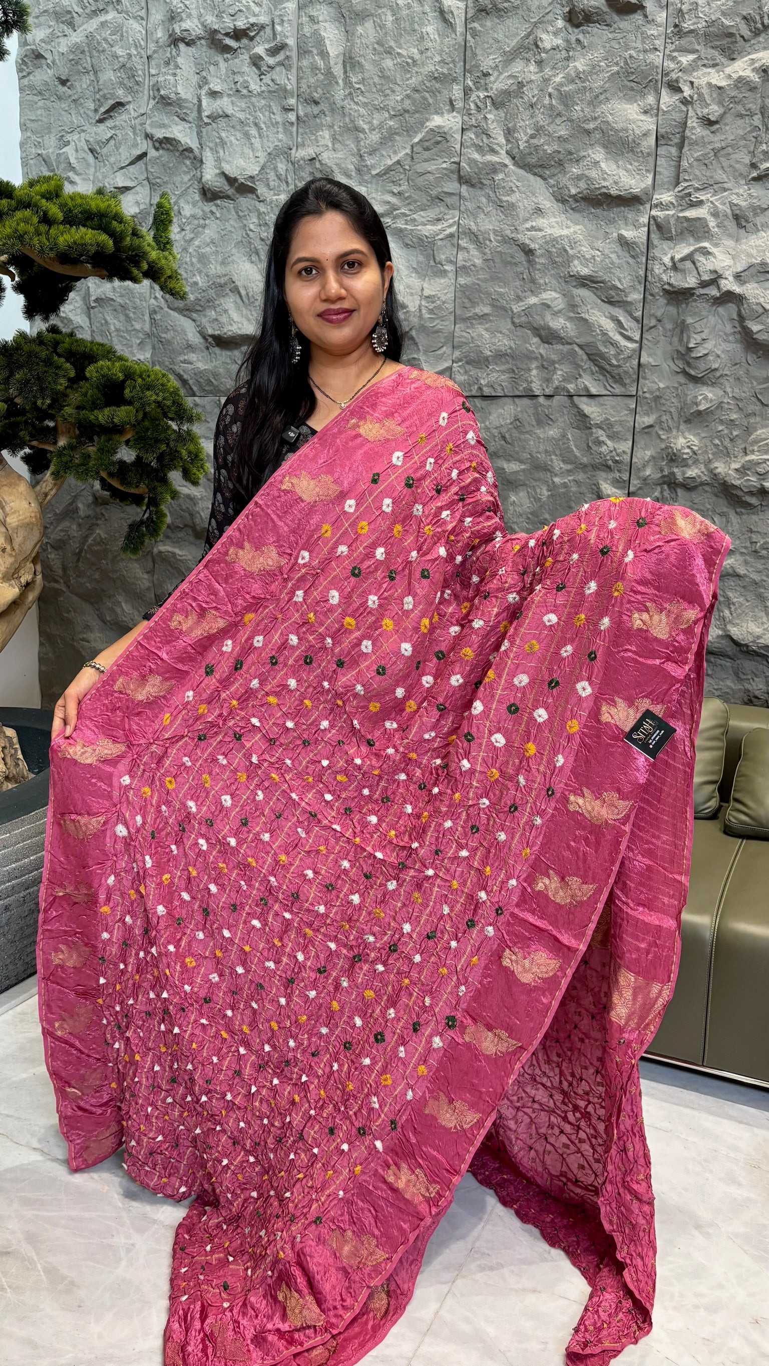 Bandhini onion pink