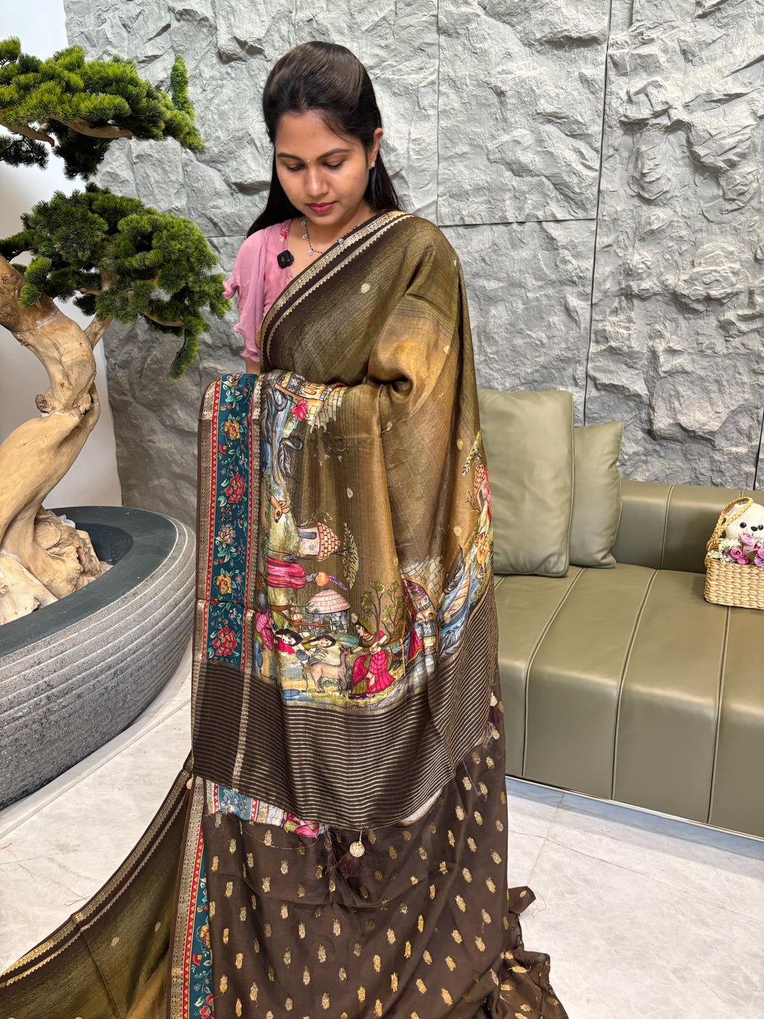 Dola silk saree
