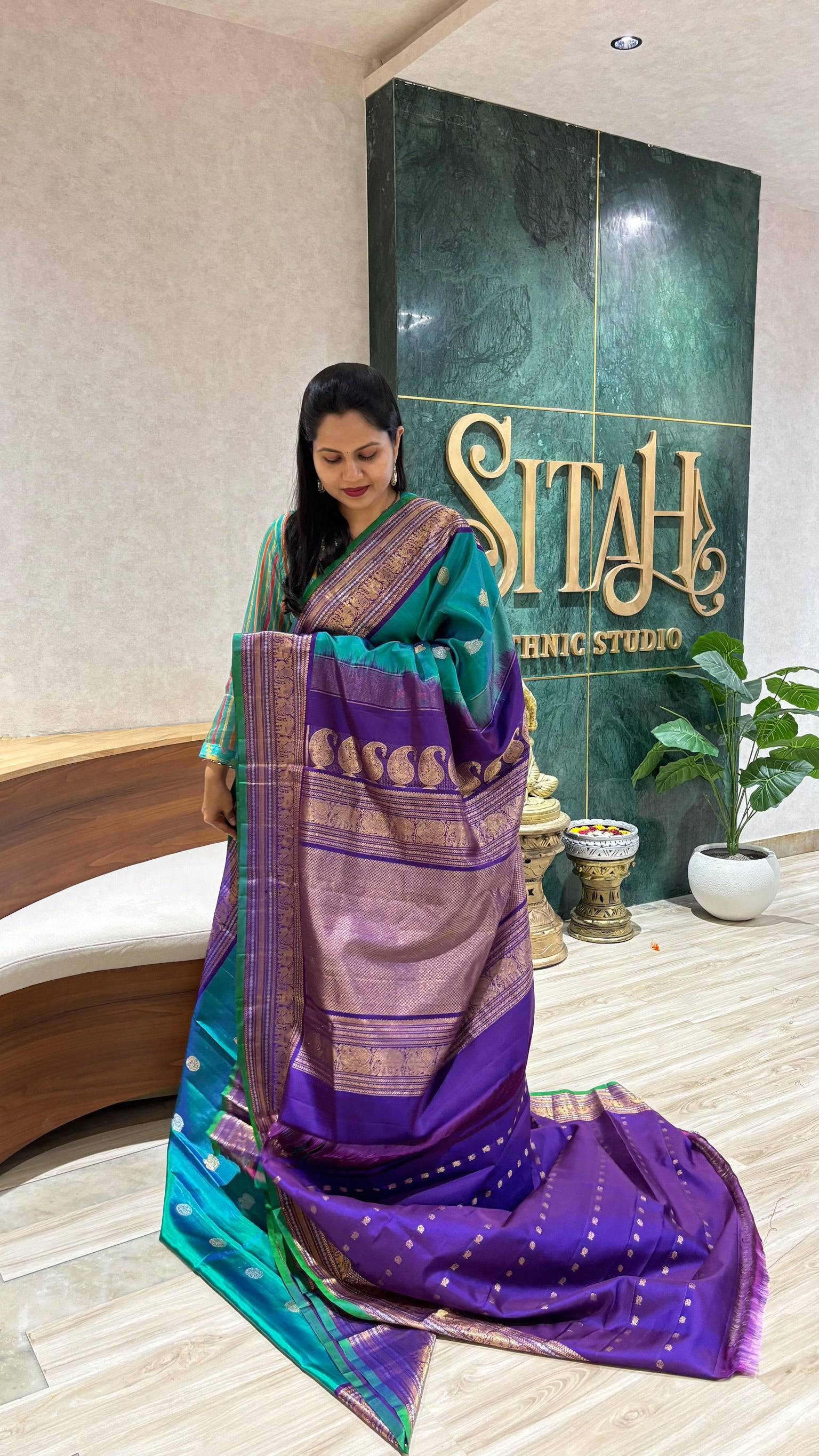 Handloom Gadwal pattu