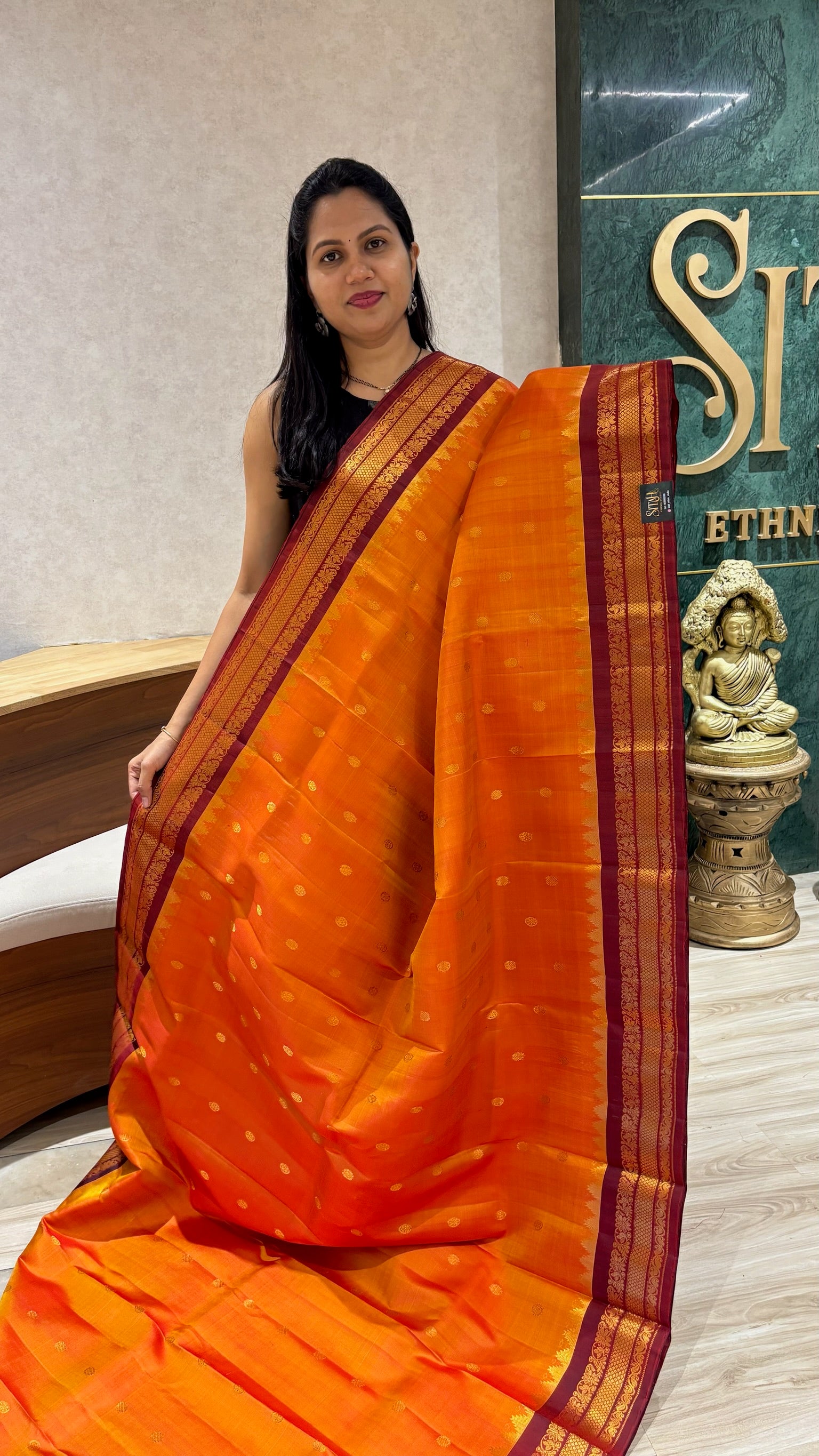 Handloom gadwal pattu orange-maroon