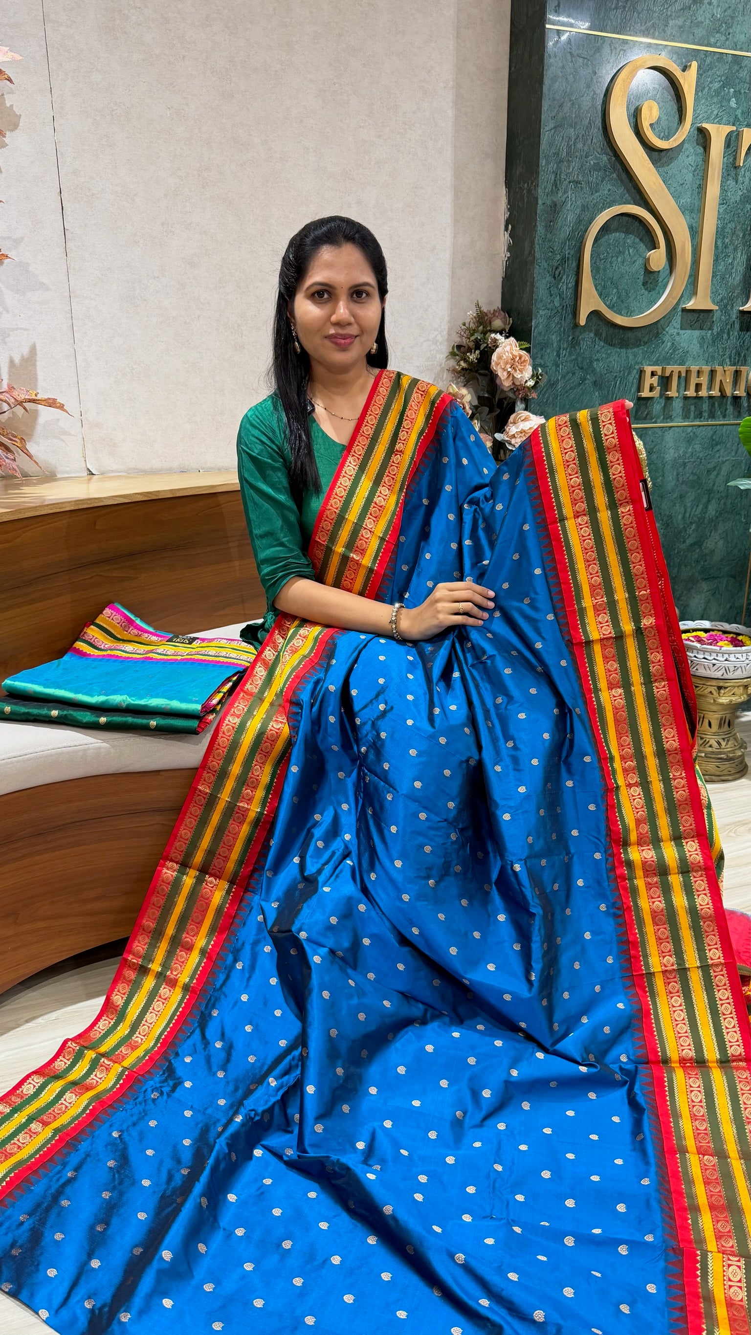 Pure Narayanpet pattu