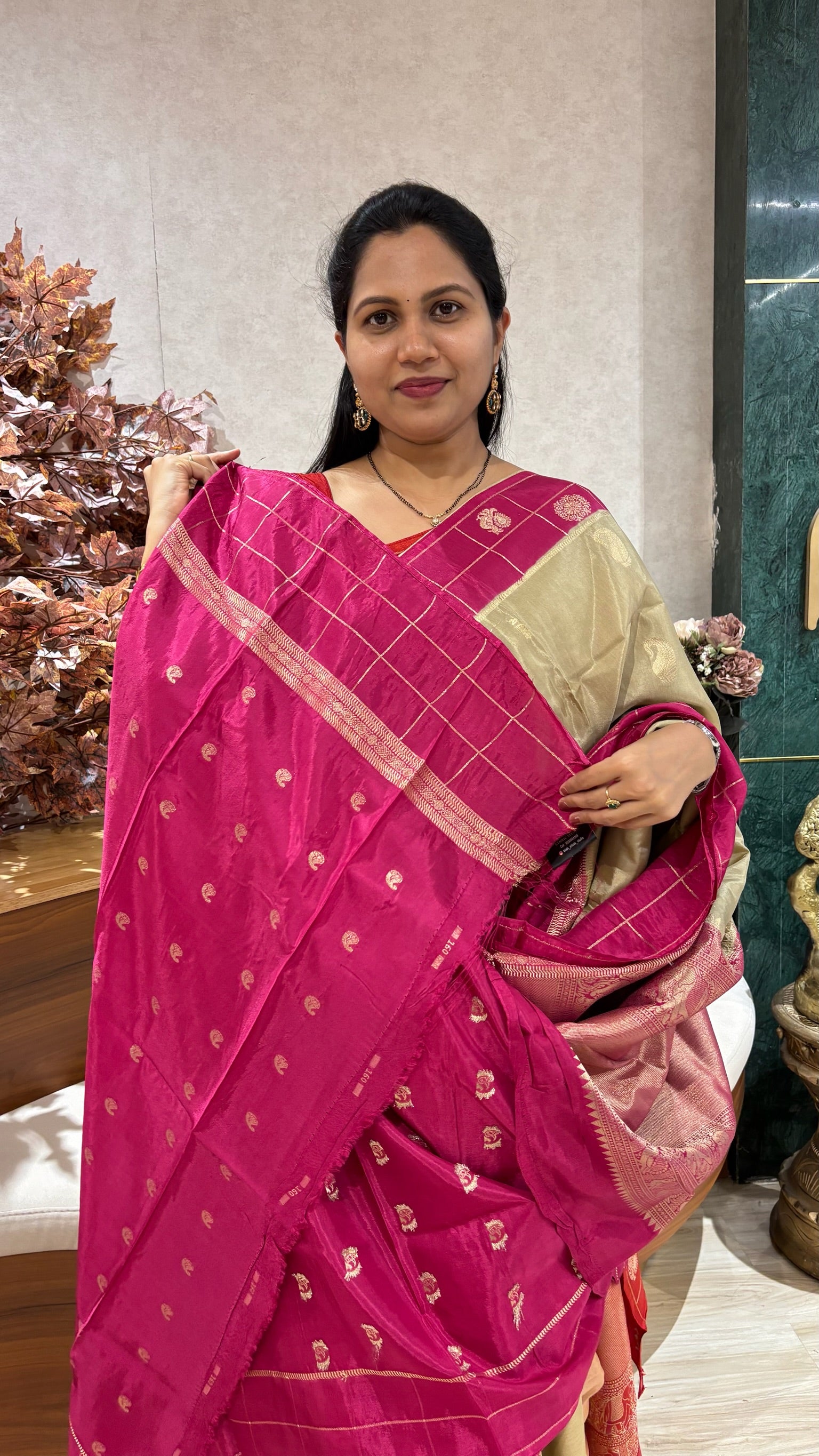 Dola silk