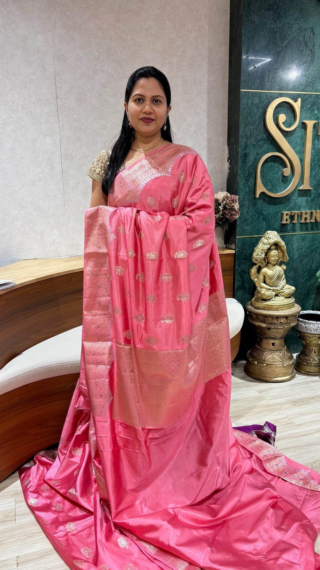 Banaras scallop baby pink