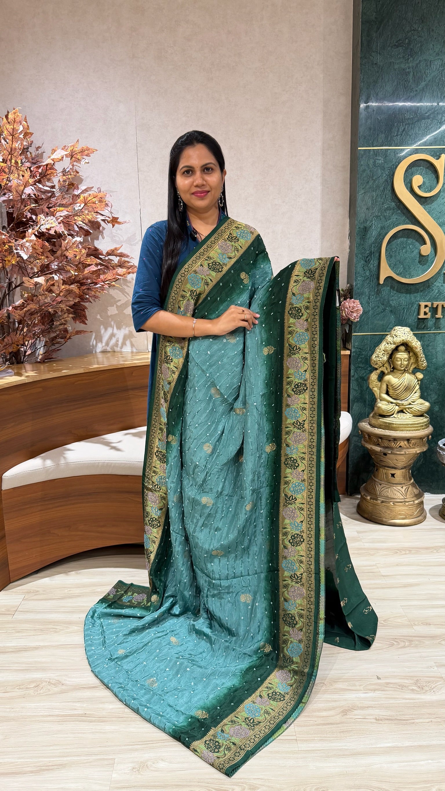 Crepe bandhini