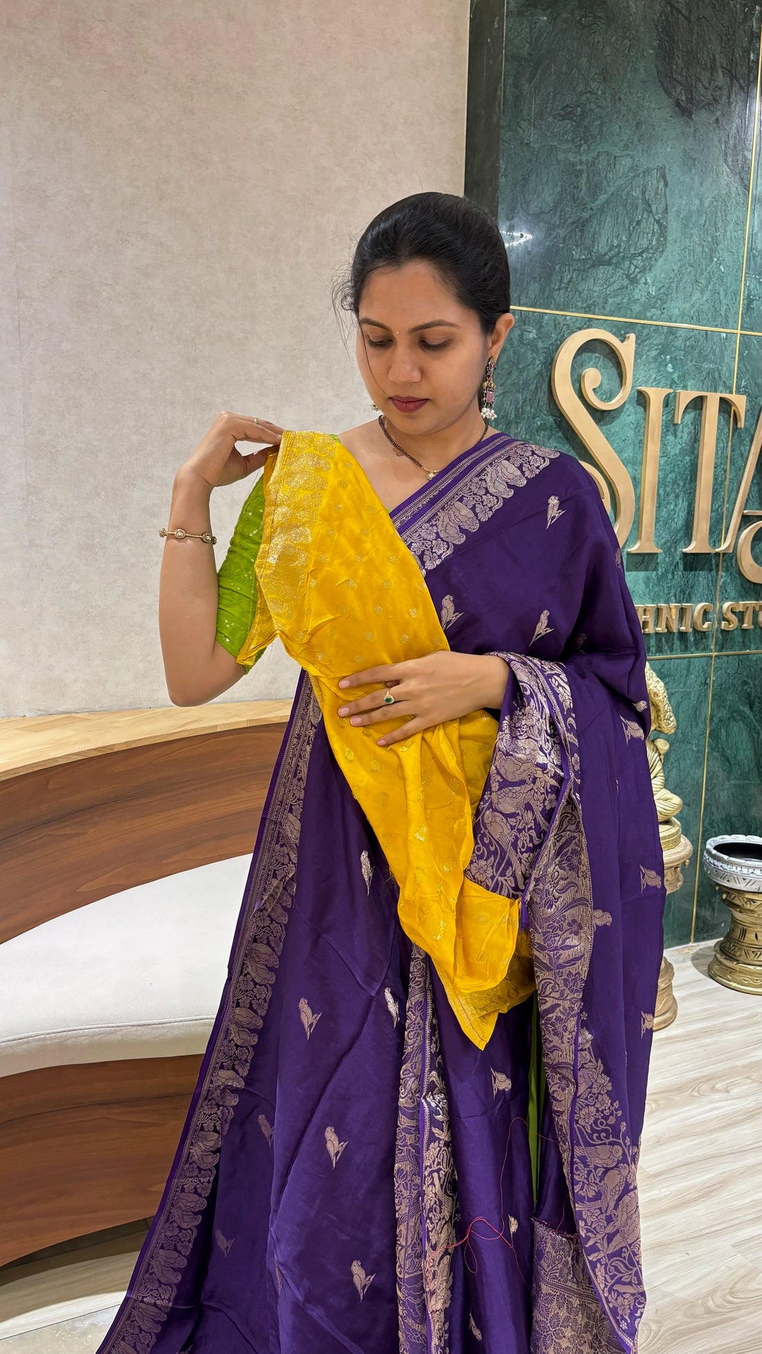 Russian silk parrot design