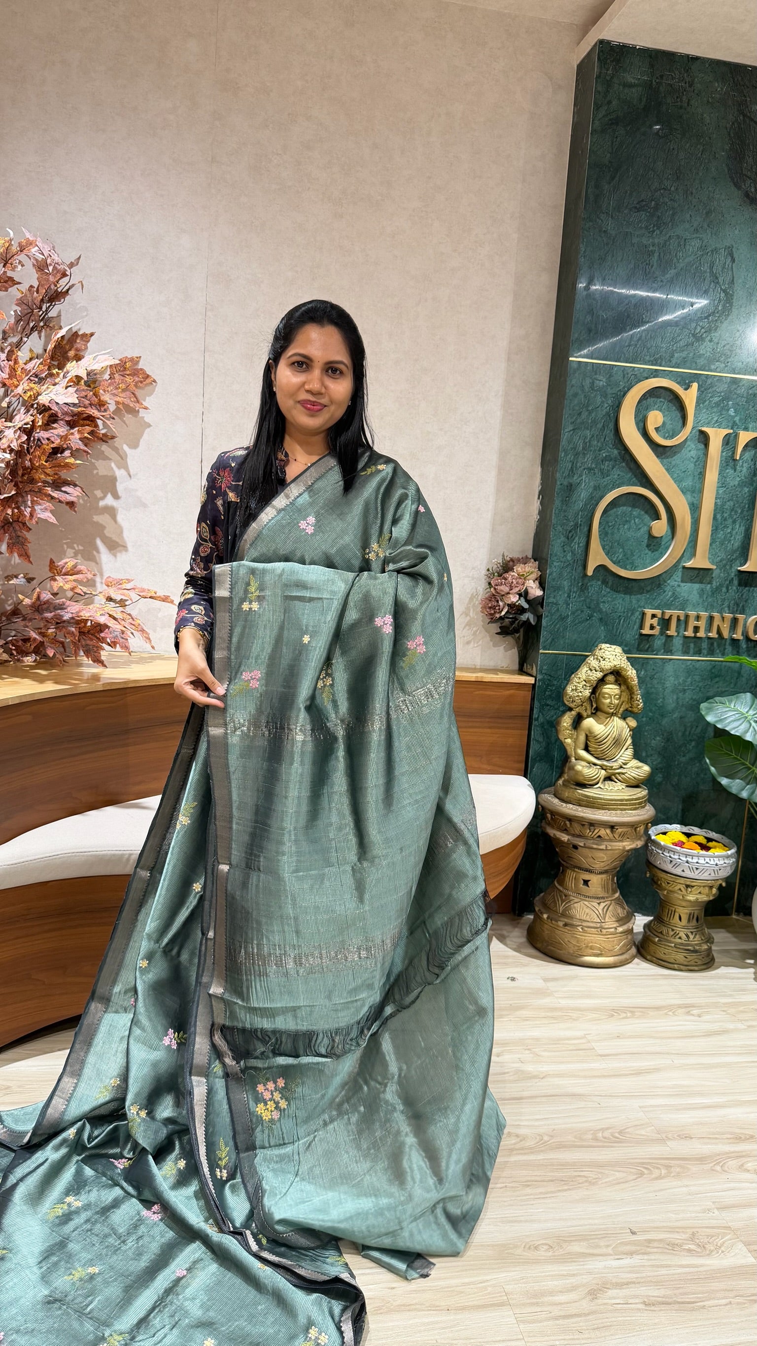 Mangalgiri embroidery