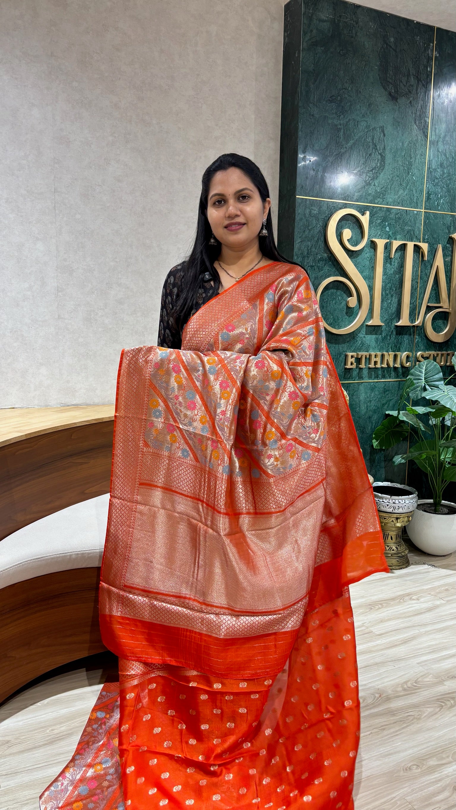 Banaras tissue georgette