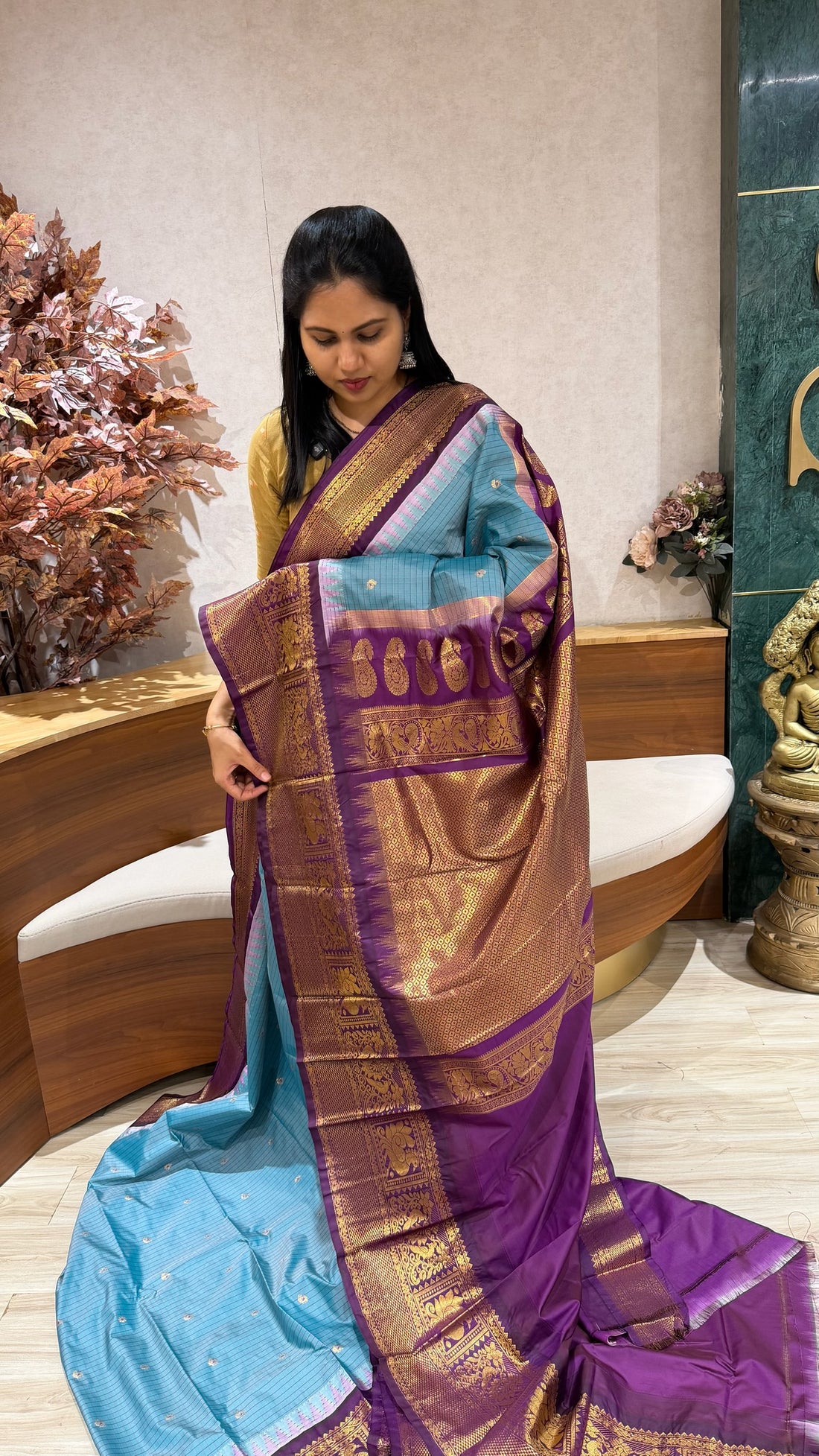 Semi Gadwal