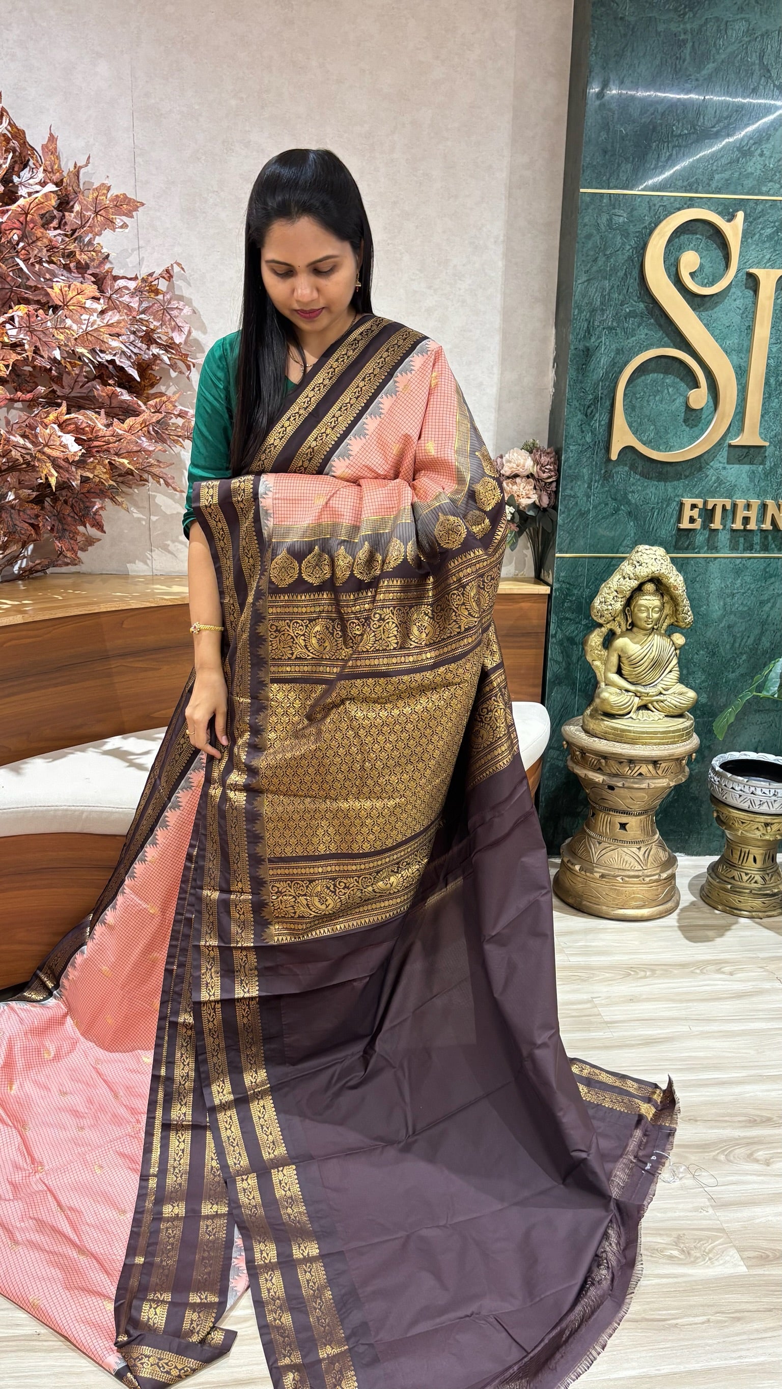 Semi Gadwal