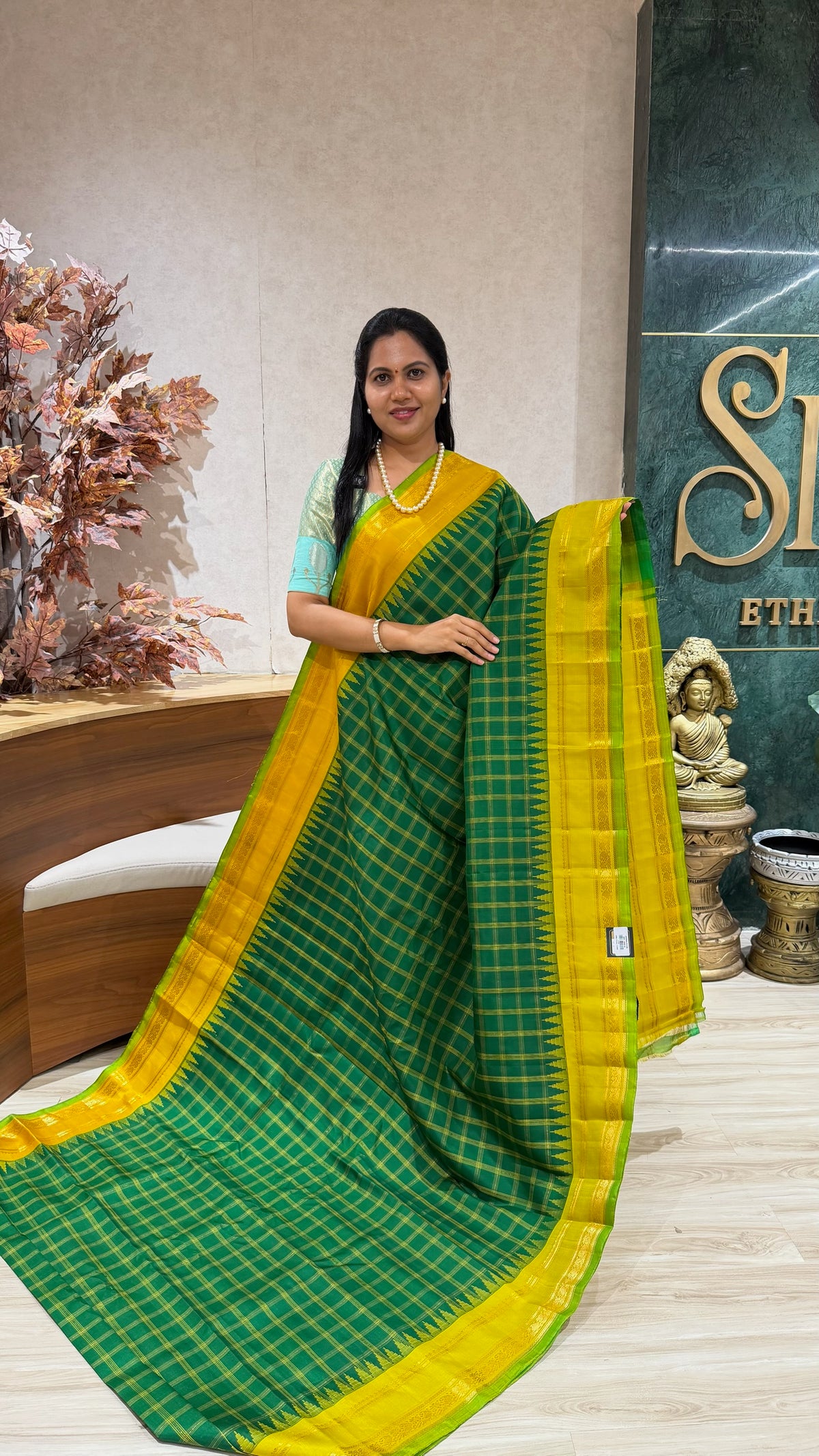 Handloom Gadwal pattu