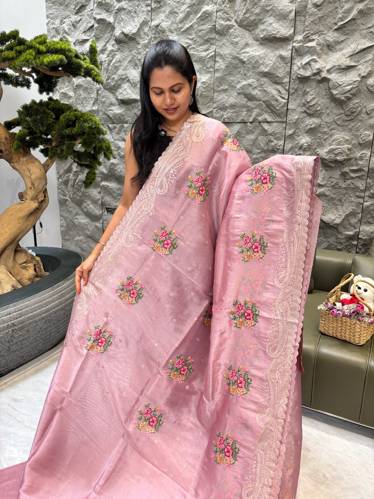 Fancy saree pink