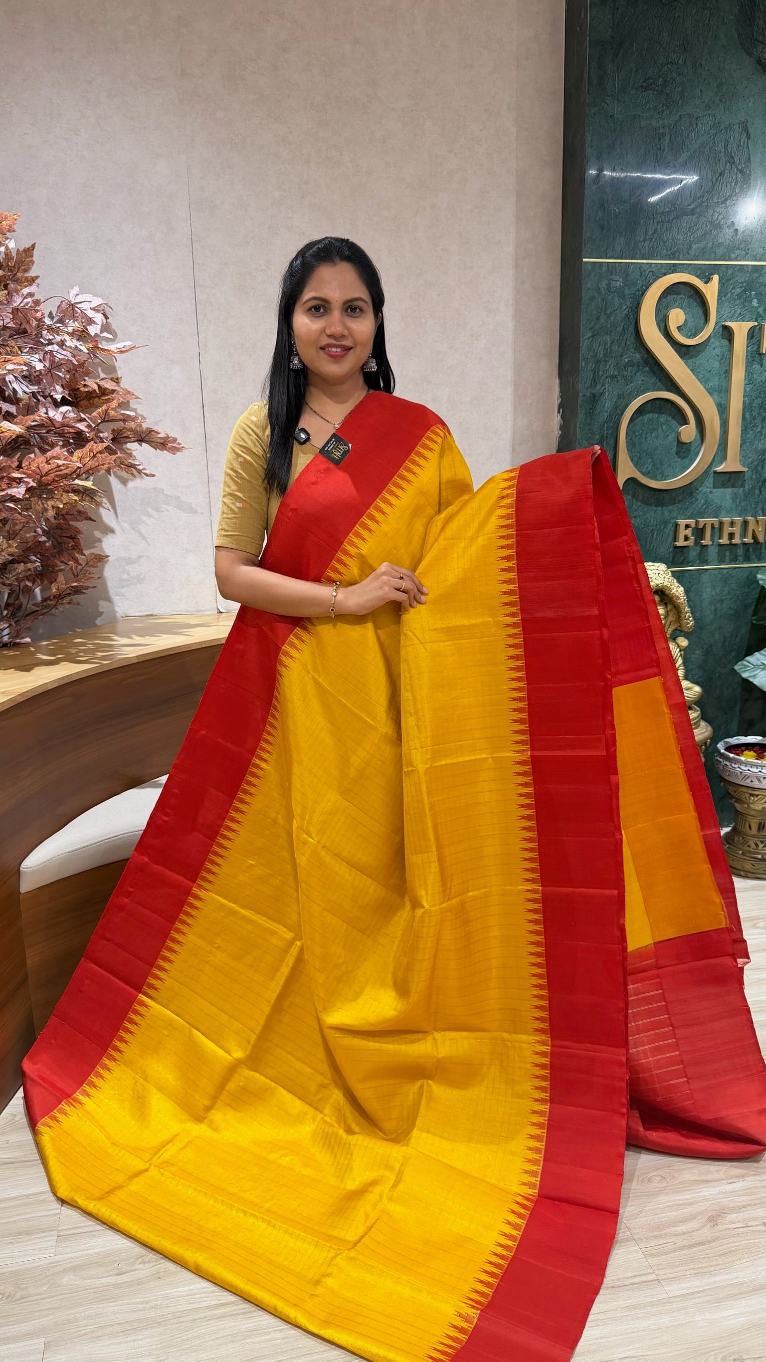 Handloom Gadwal pattu