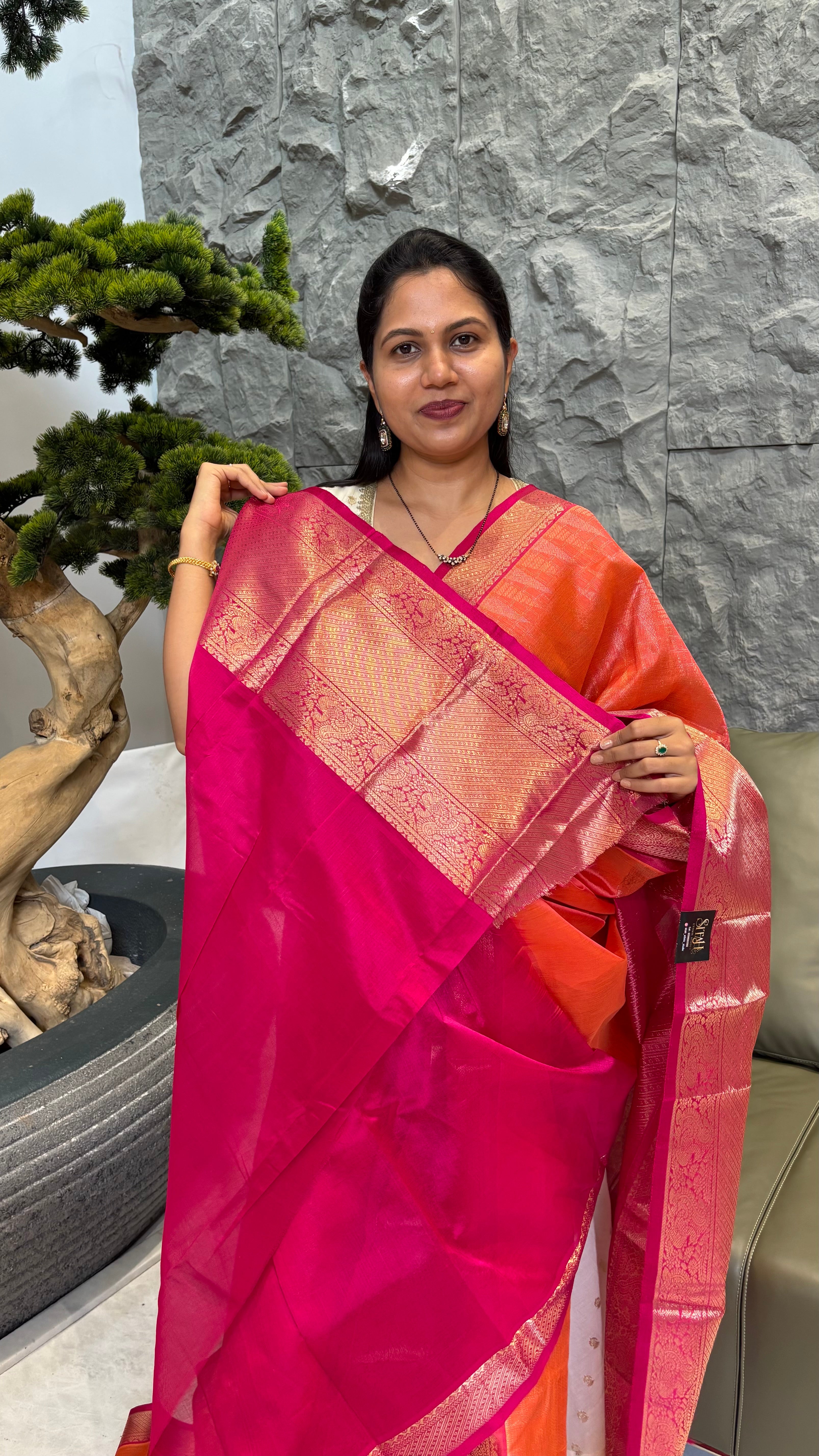 Mangalagiri pattu orange pink