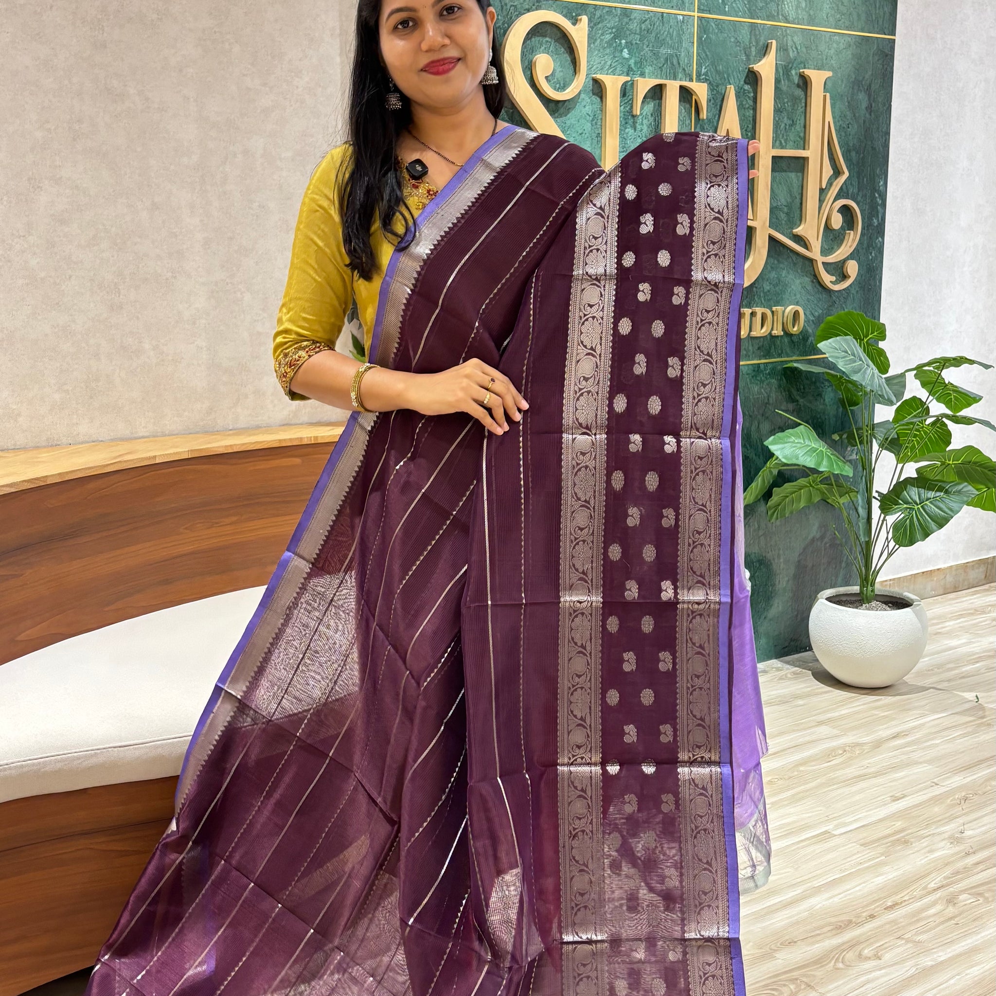Handloom mangalagiri pattu brown