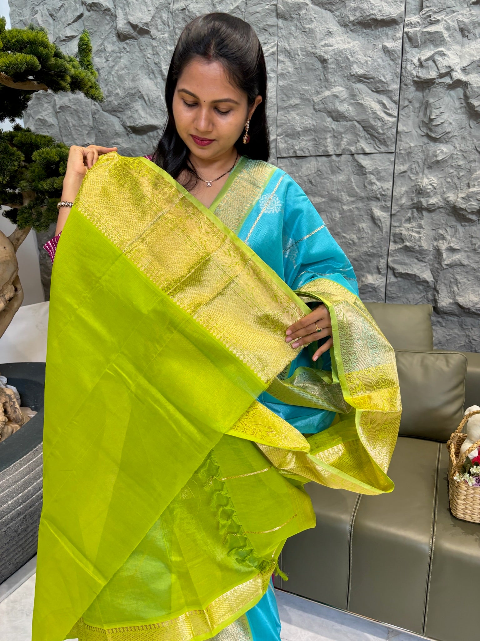 Mangalgiri pattu blue-green