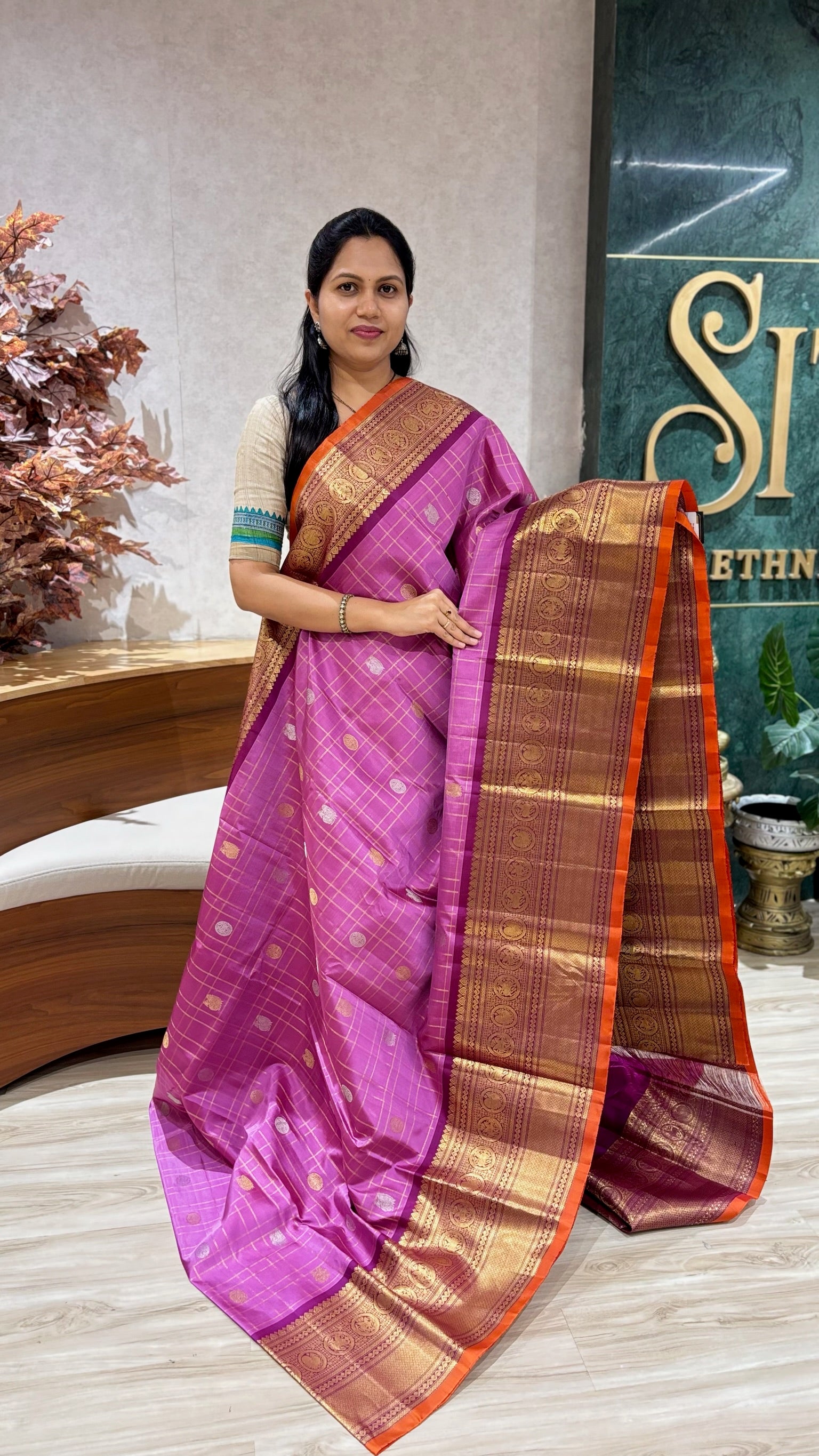 Premium Gadwal pattu