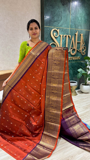 Handloom gadwal with kanchi border
