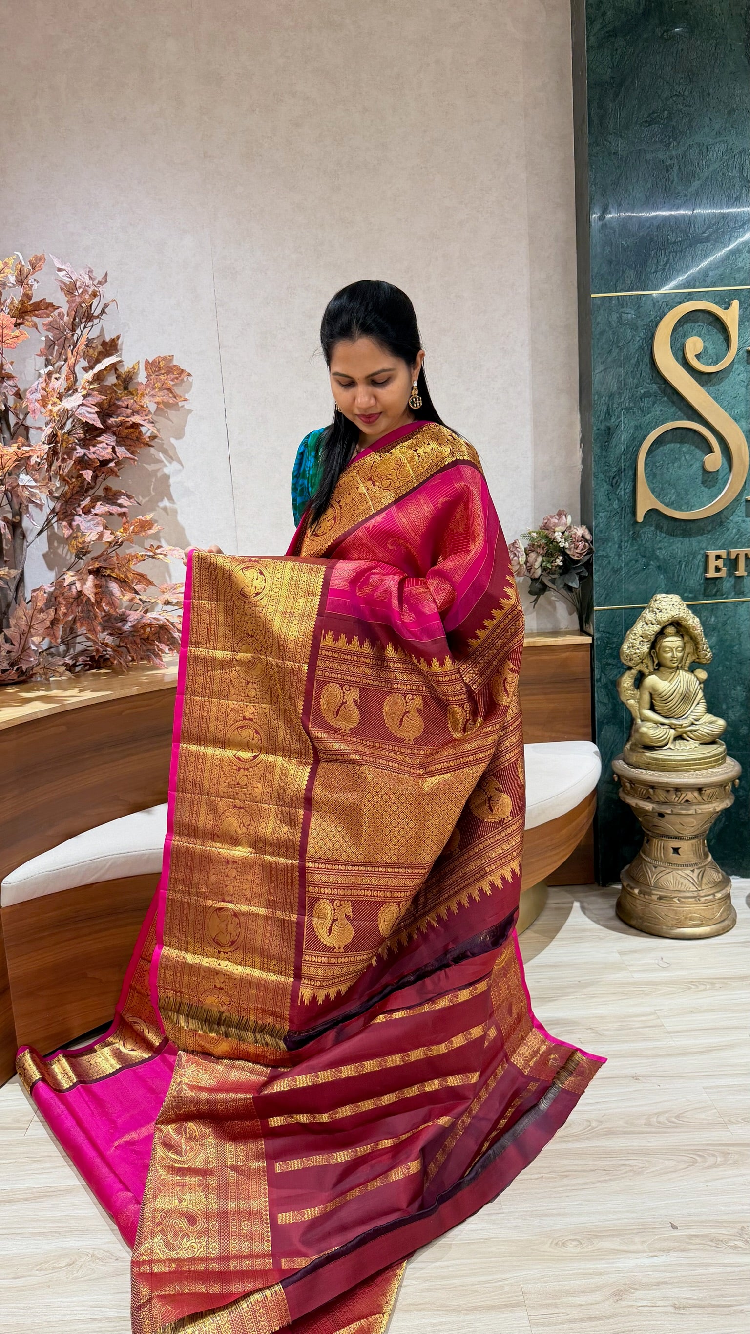 Handloom brocade gadwal pattu