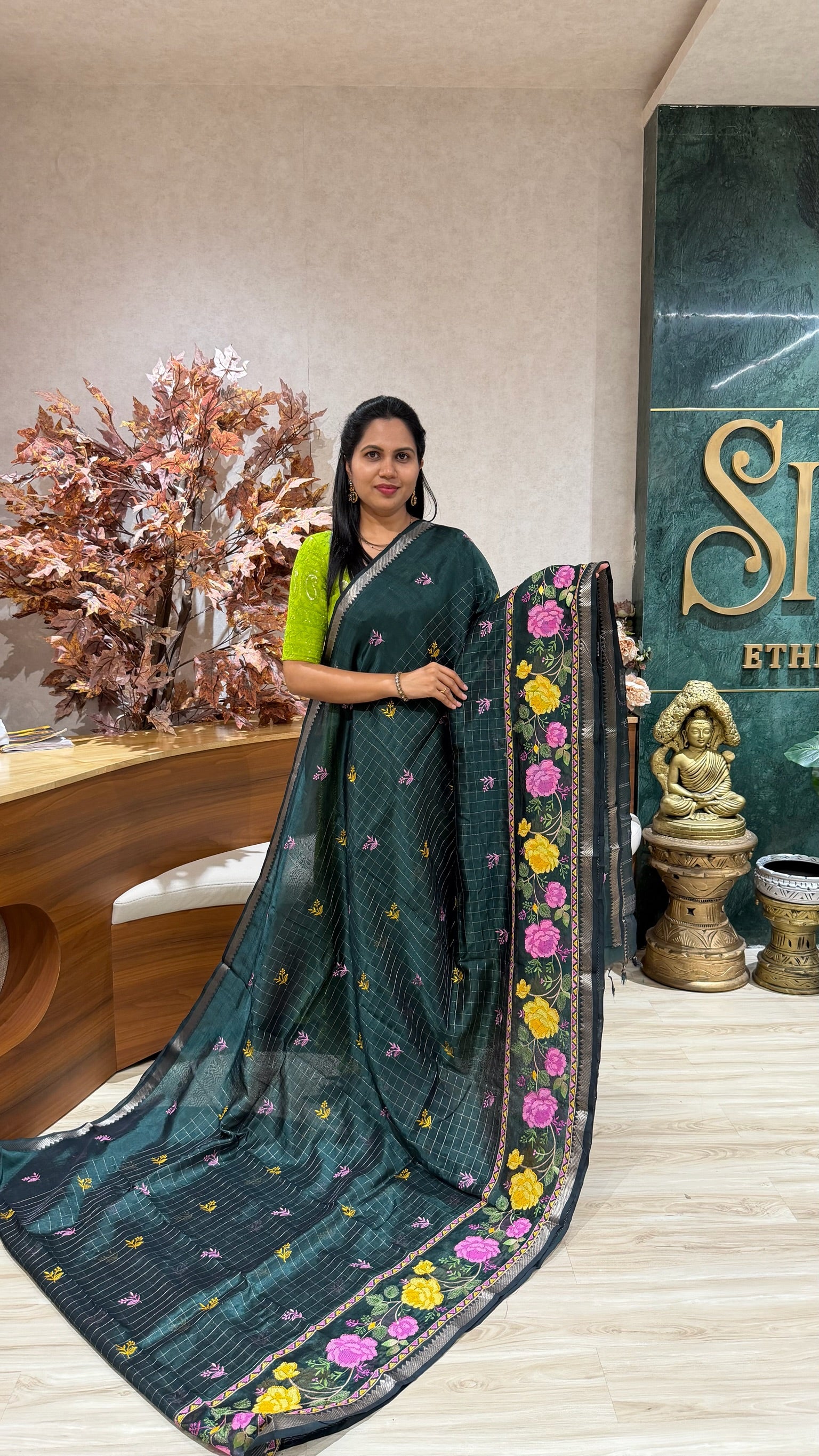 Mangalgiri embroidery