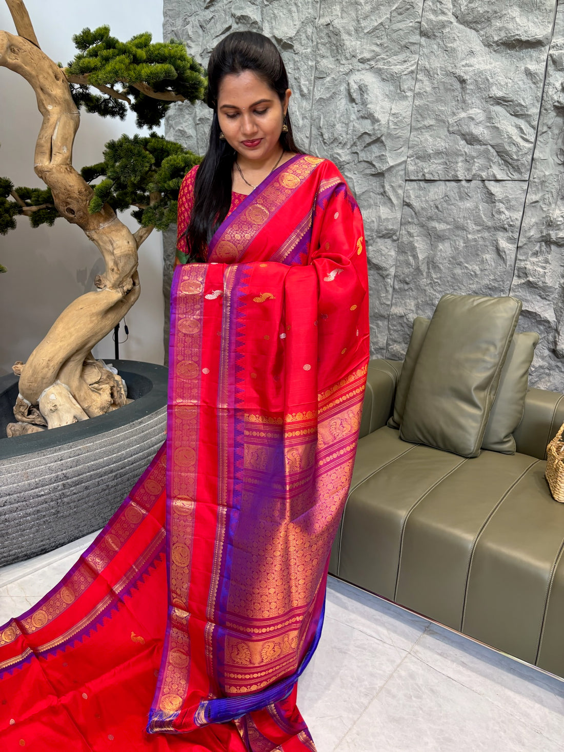 Handloom gadwal red purple