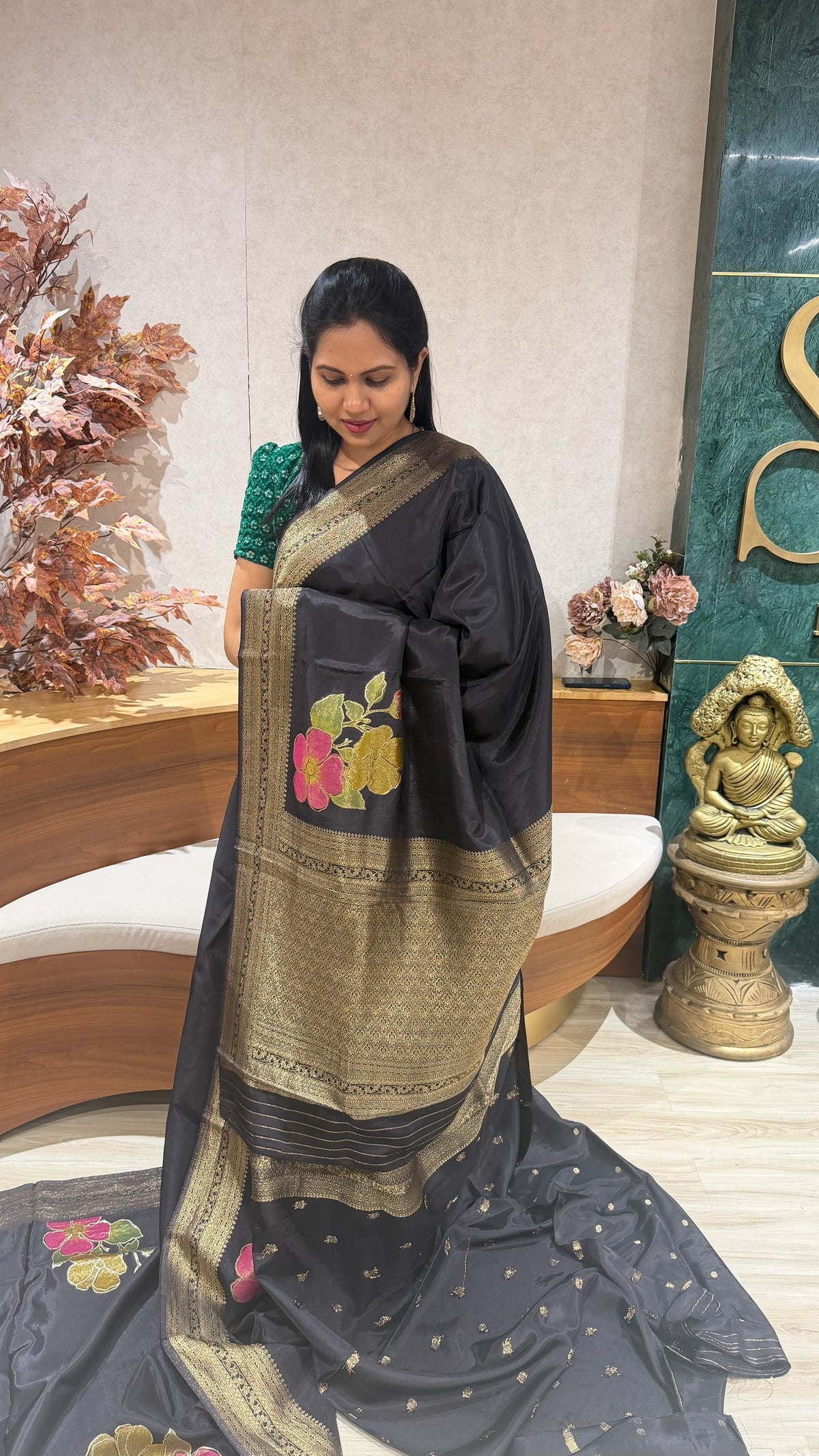 Crepe saree