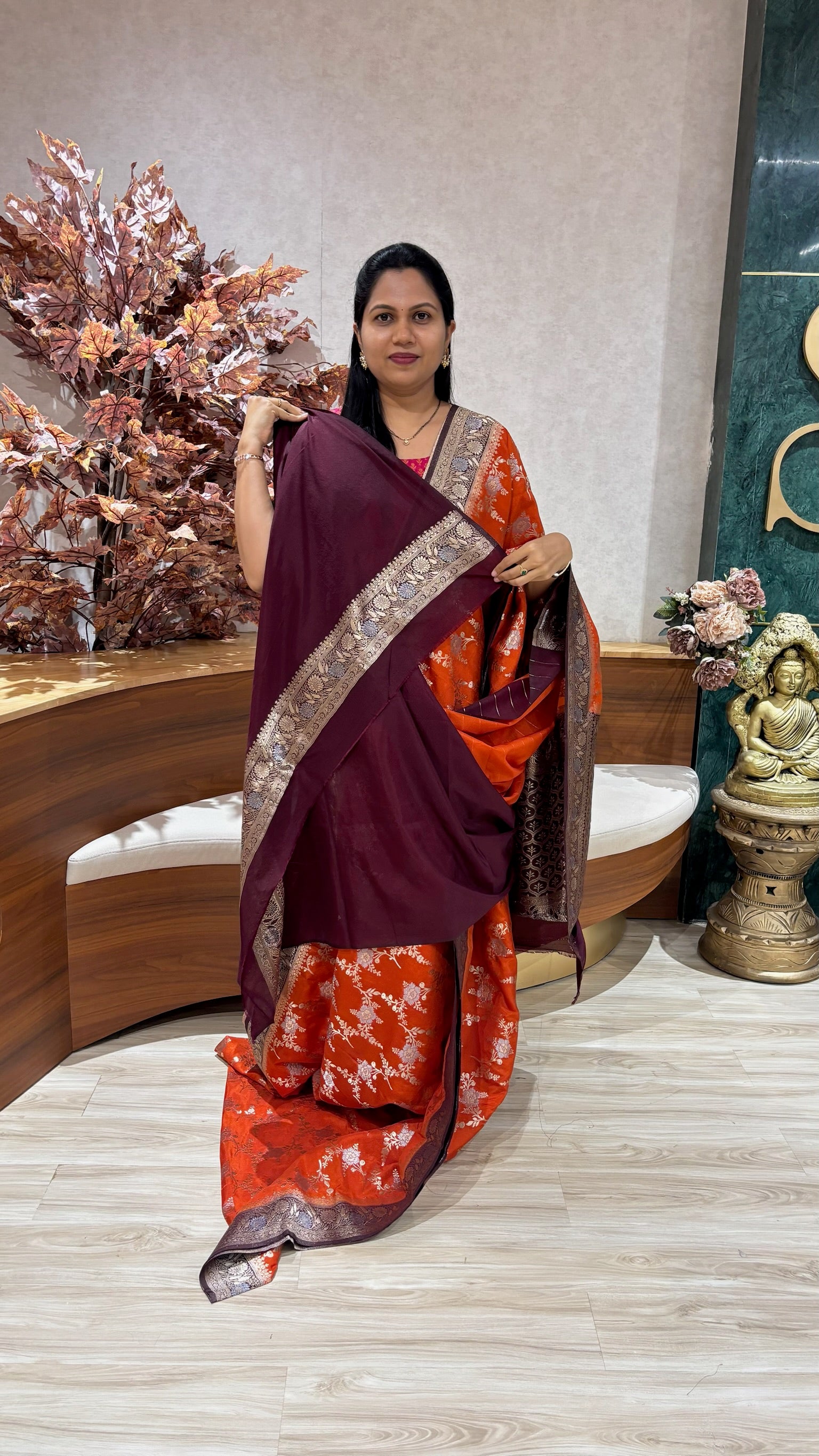 Banaras weaving rust