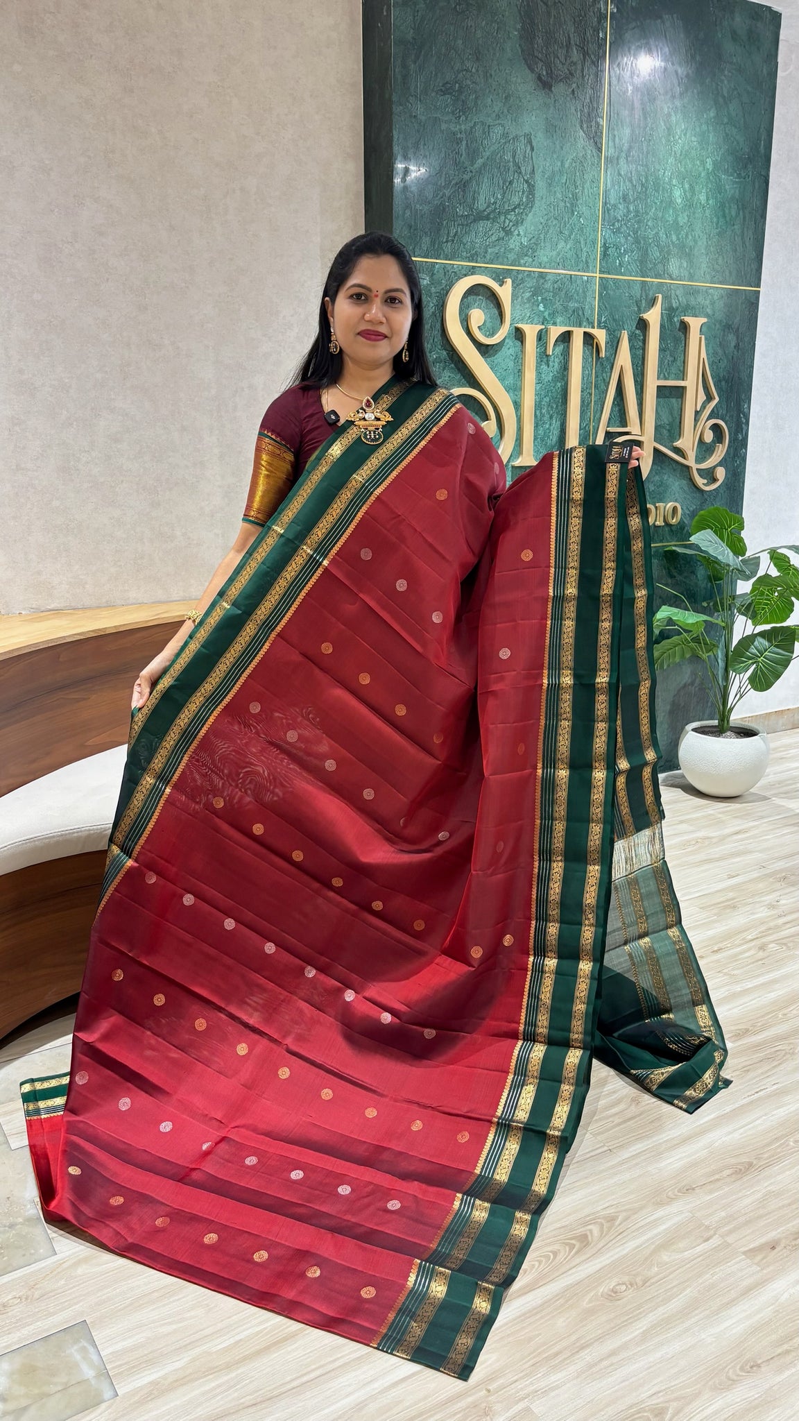 Handloom kanchi red