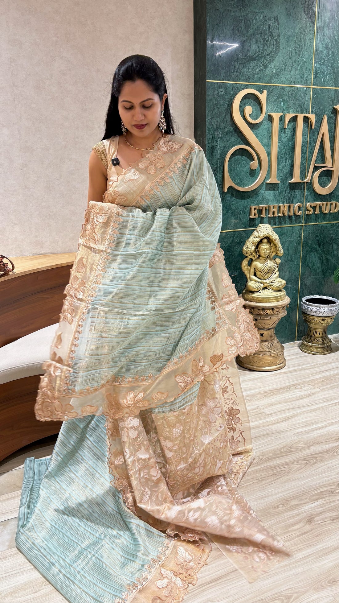 Tissue applique sky blue