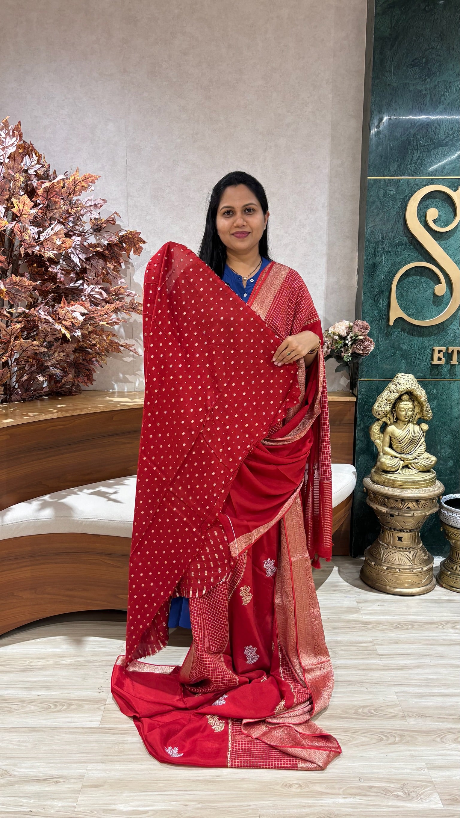 Chiffon weaving red