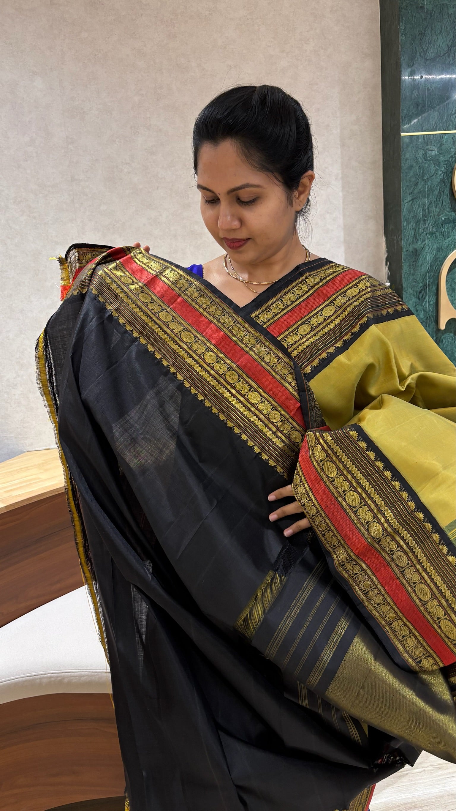 Handloom Kanchi pattu light mehendi green