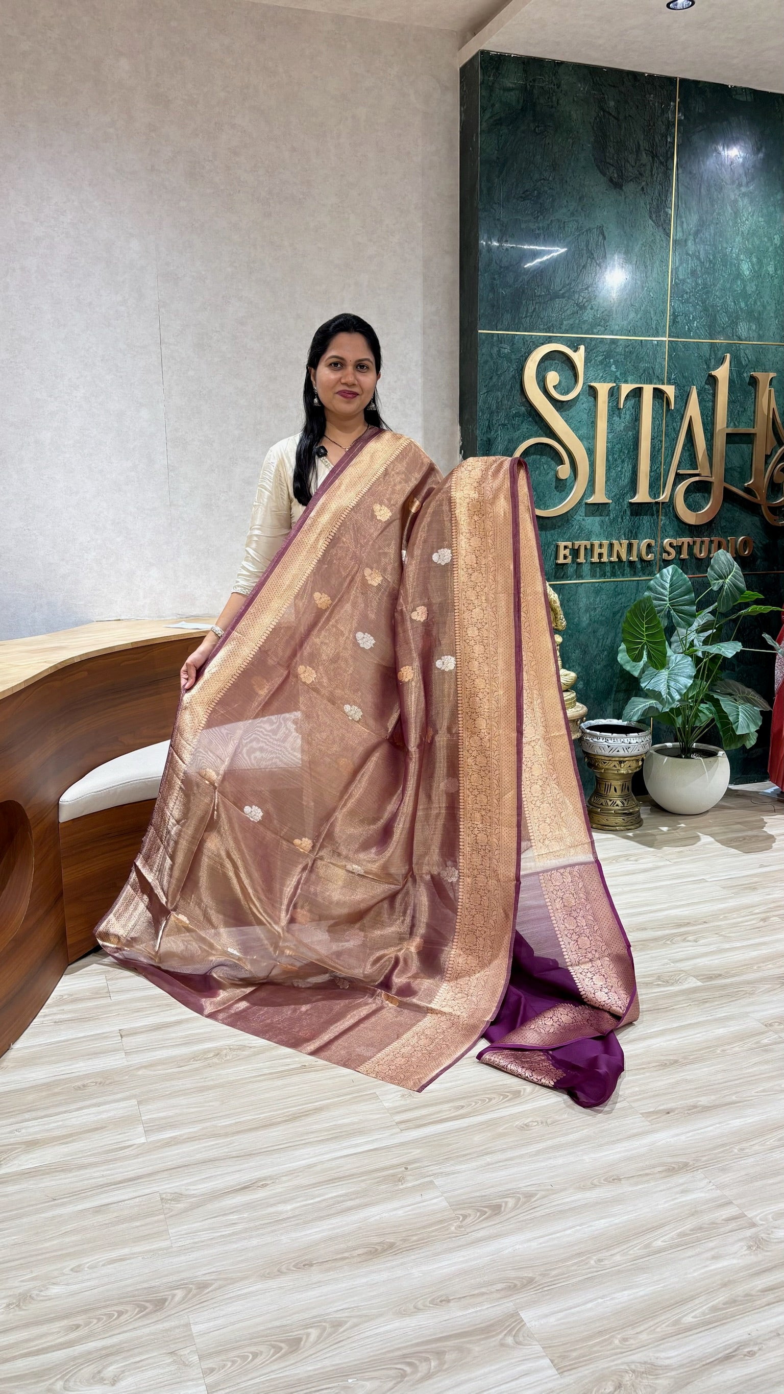 Handloom kora tissue