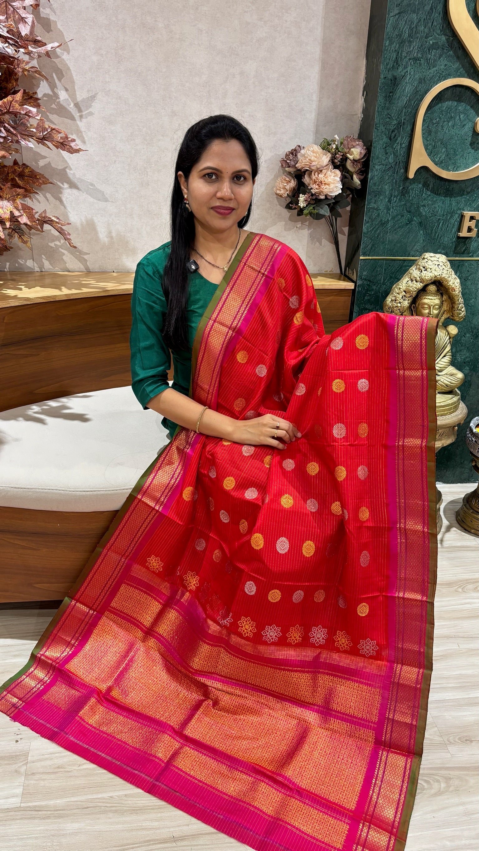 Handloom gadwal duppata